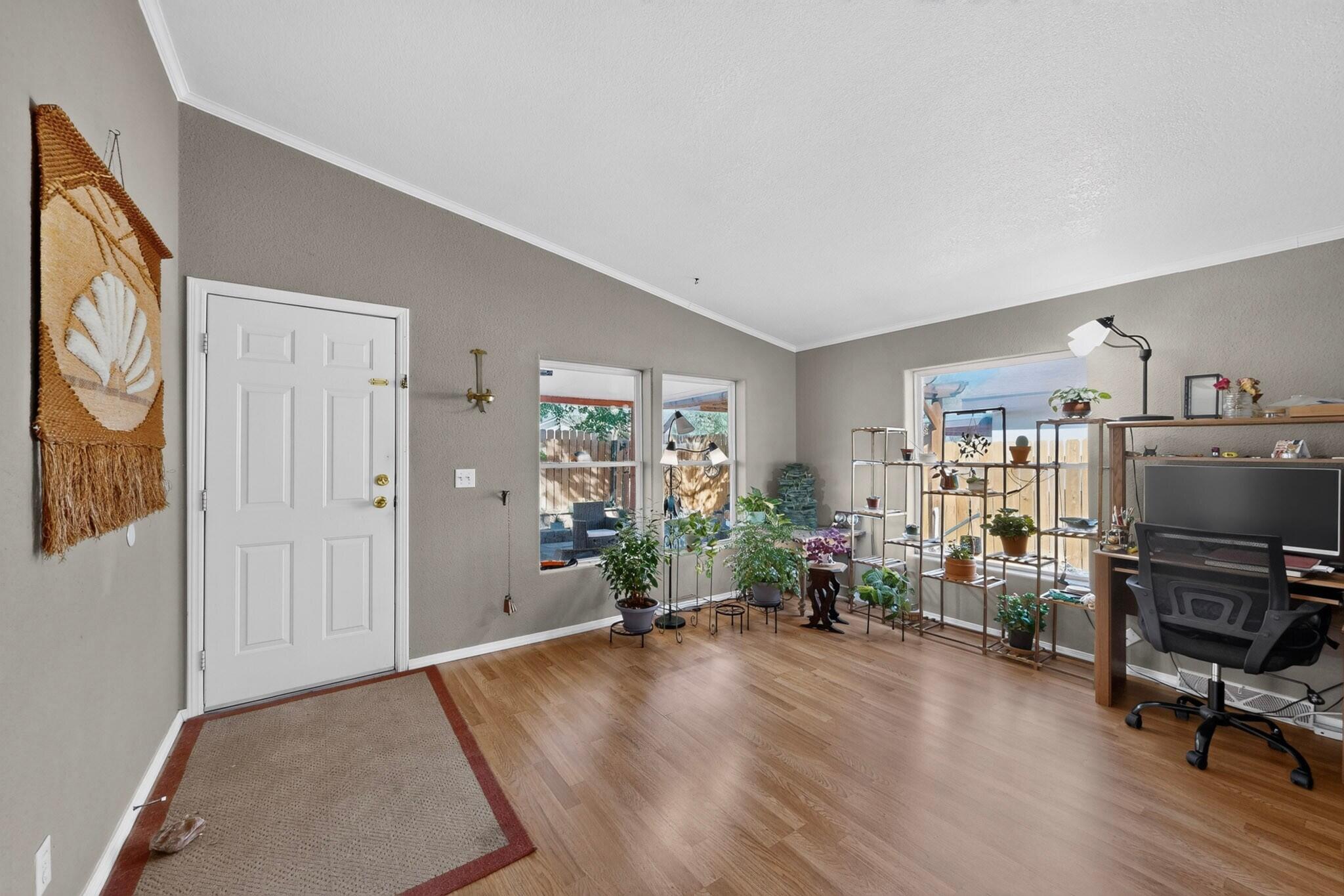 Photo 12 — 8905 Odin Road SW