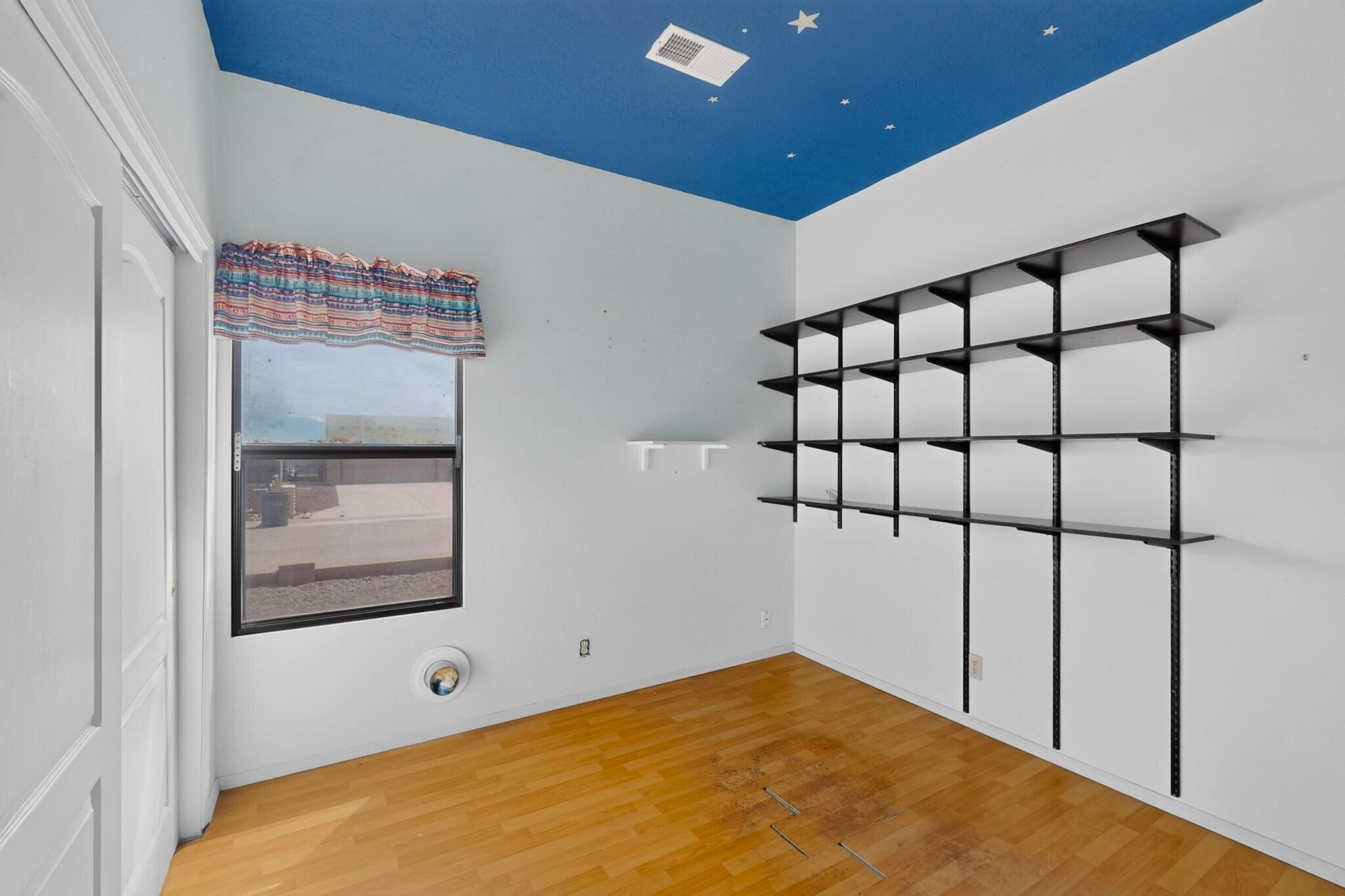 Photo 6 — 4910 La Nuez Court SE