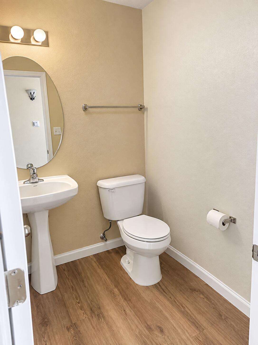 Photo 6 — 820 Brackett Drive SW