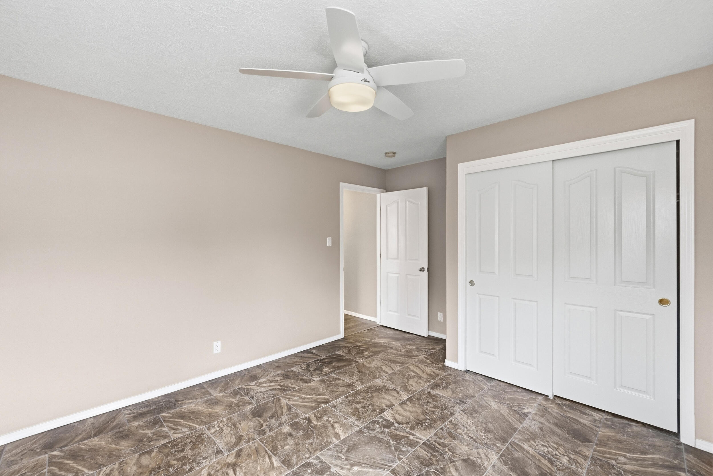 Photo 16 — 3133 Ashkirk Loop SE