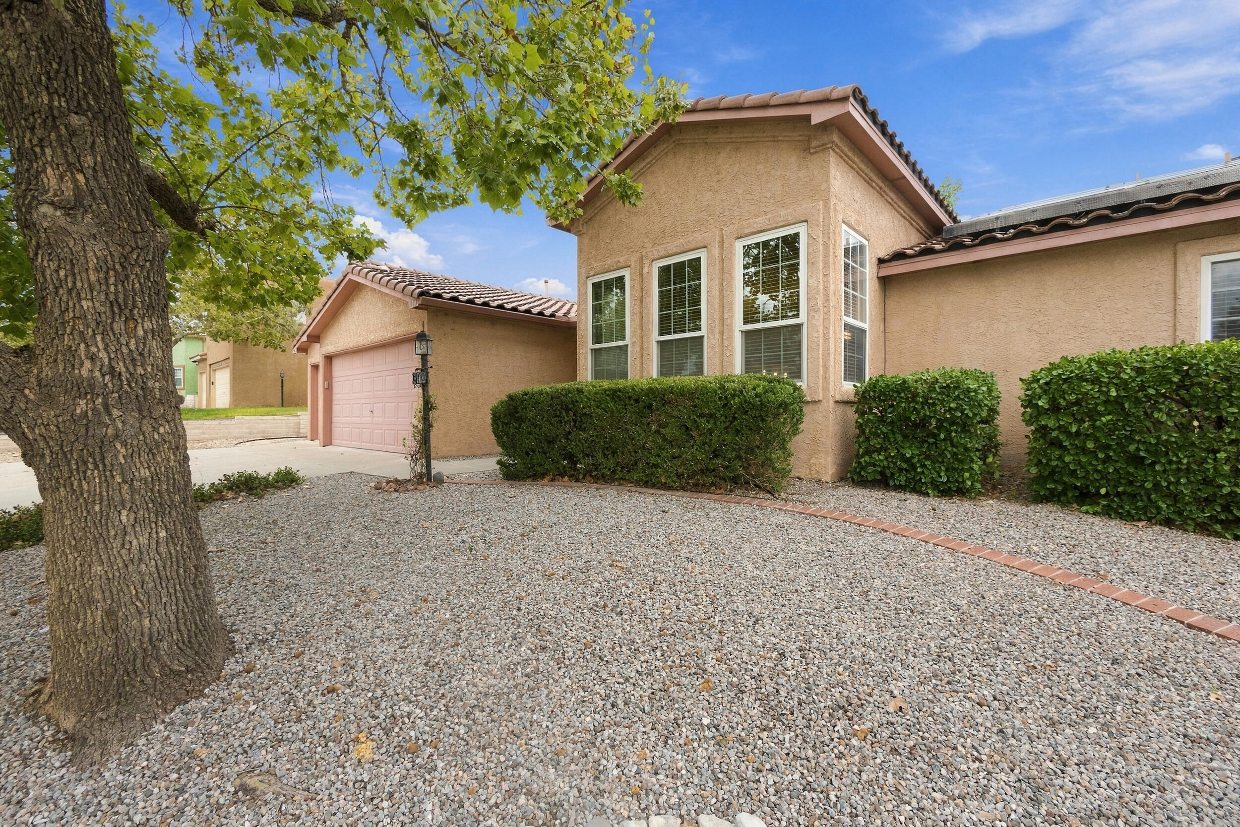 Photo 10 — 3133 Ashkirk Loop SE
