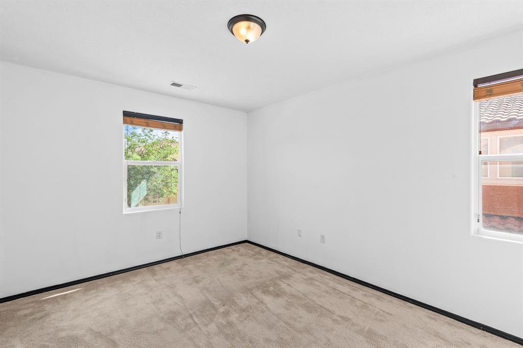 Photo 7 — 601 Menaul Boulevard NE UNIT 2001