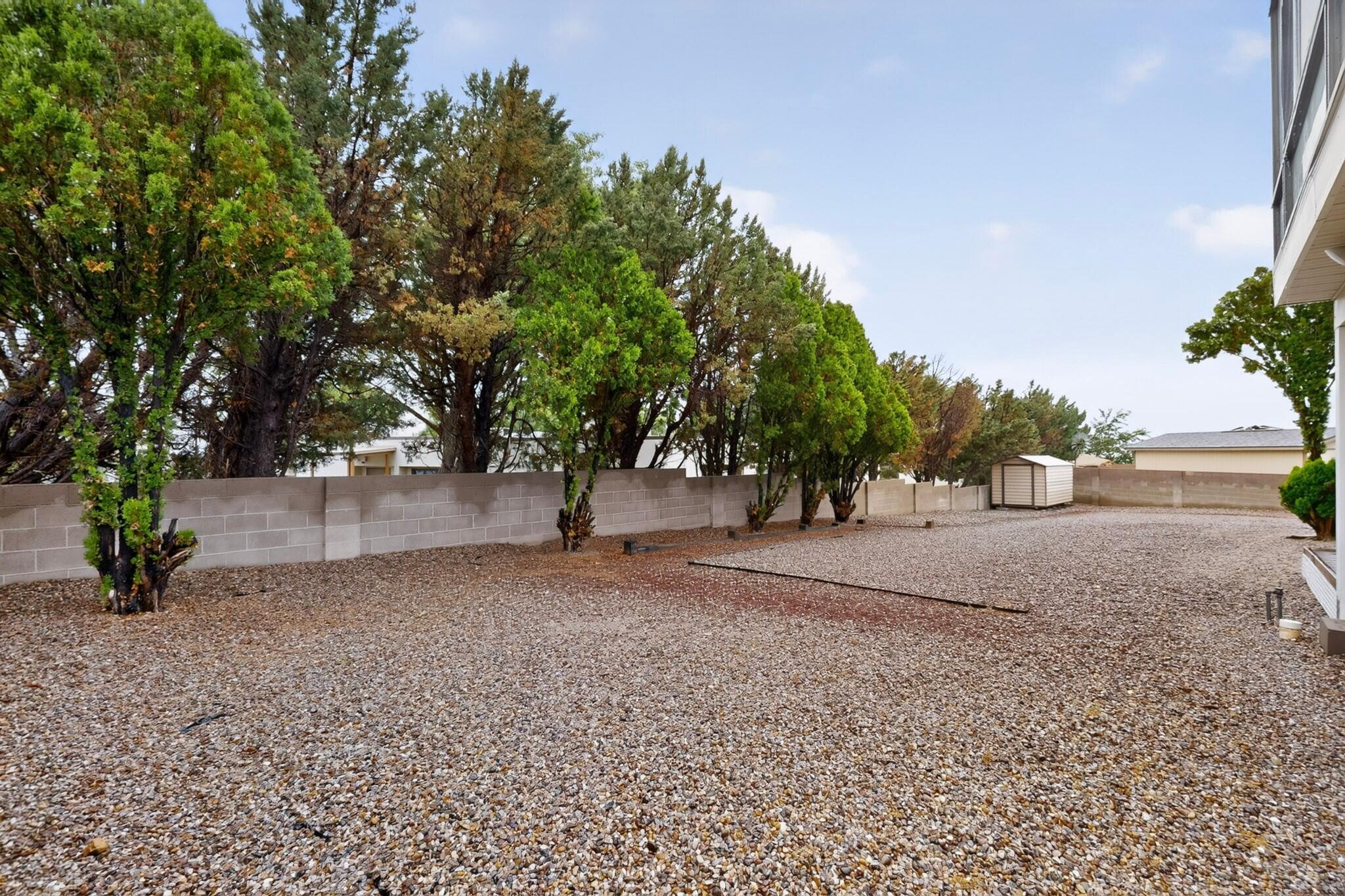 Photo 18 — 13800 Paseo Vista NE
