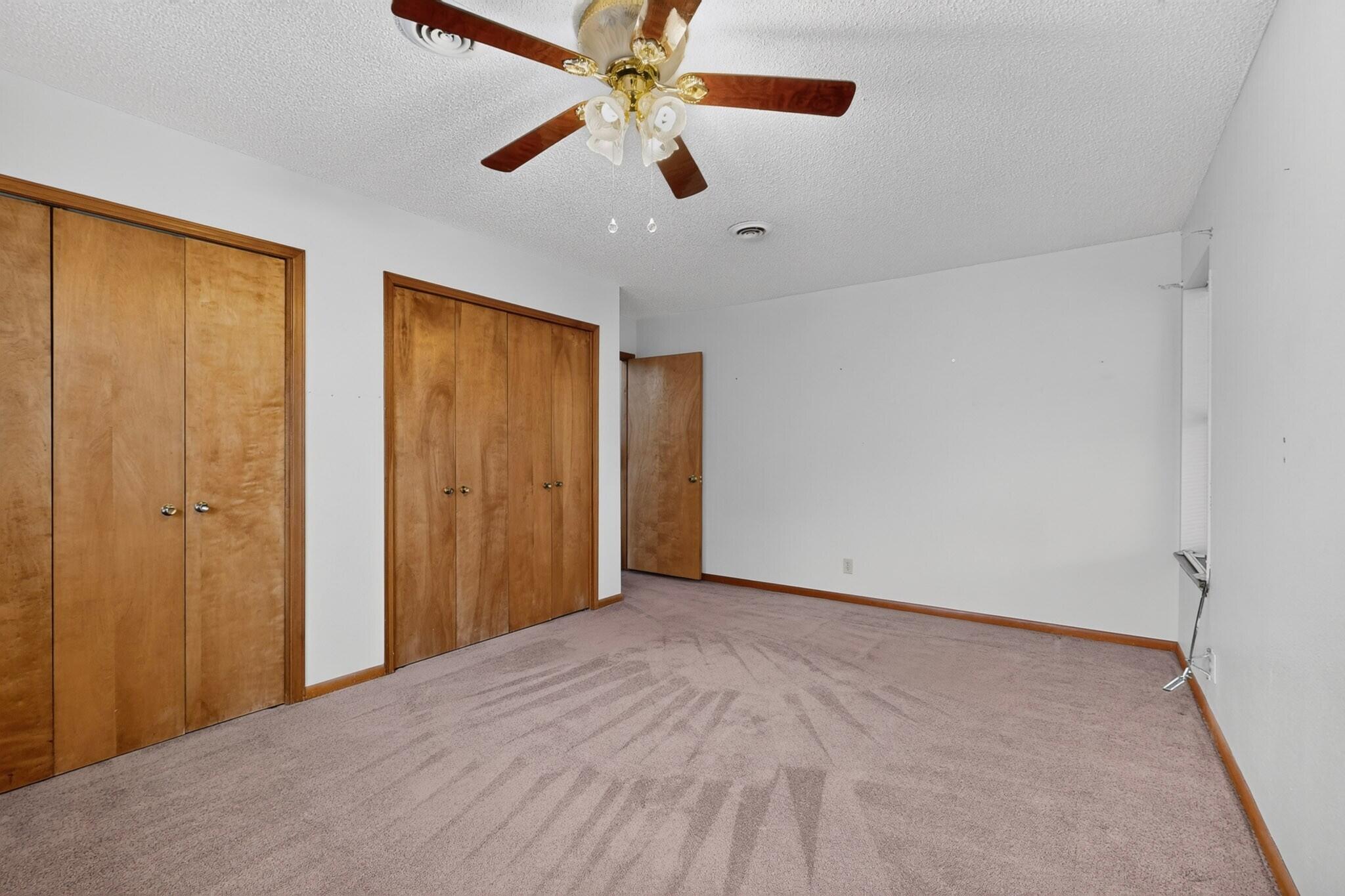 Photo 7 — 4716 Mountain Road NE