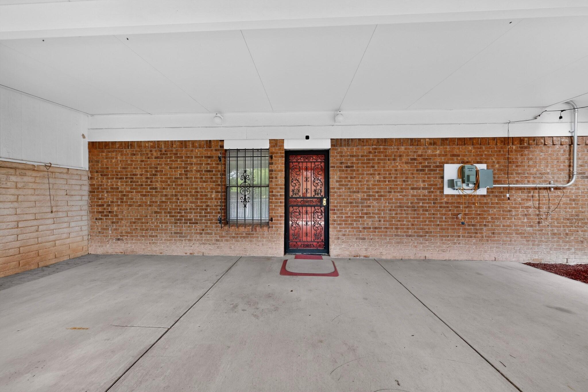 Photo 15 — 4716 Mountain Road NE
