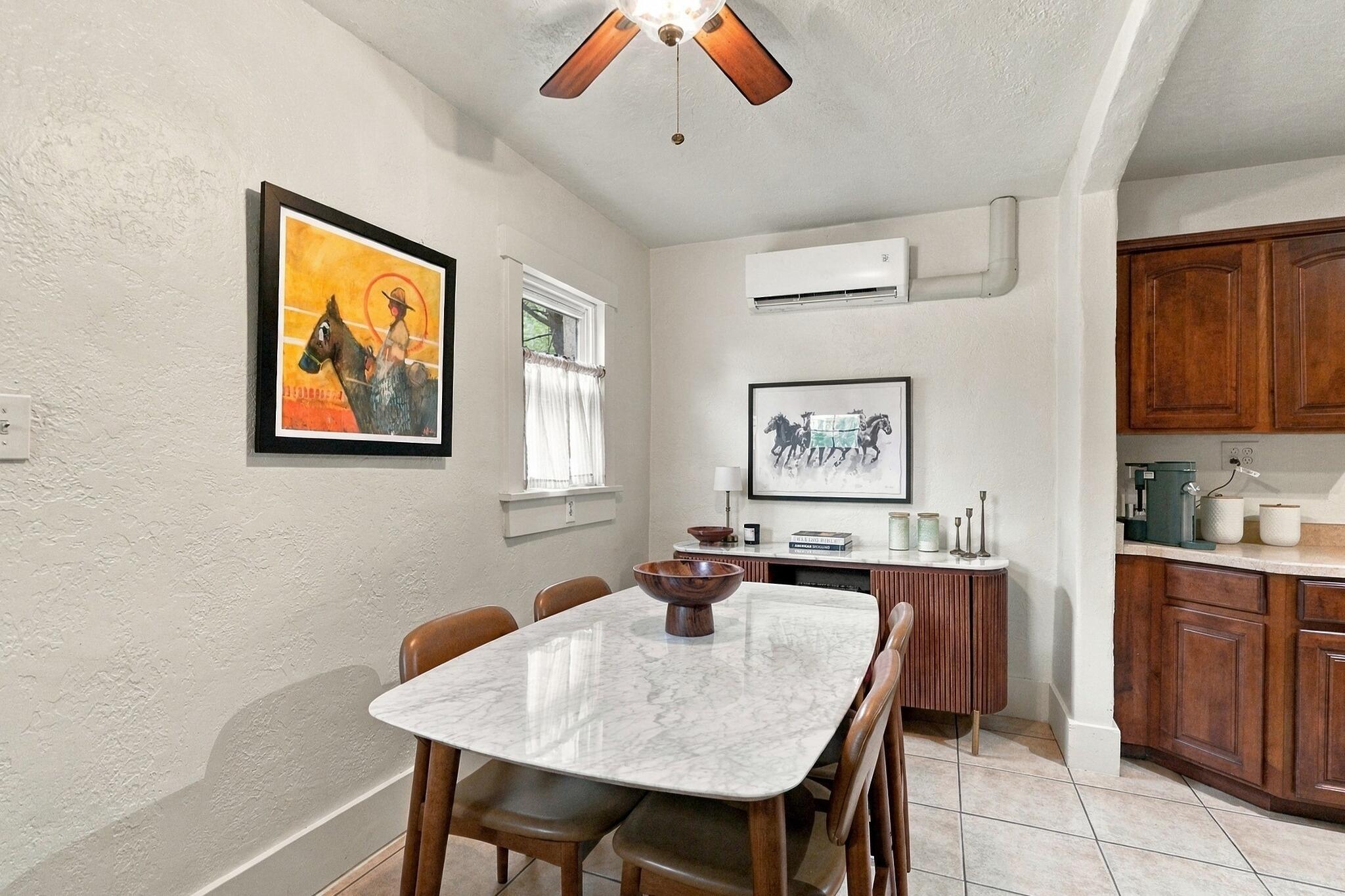 Photo 5 — 923 Arno Street SE