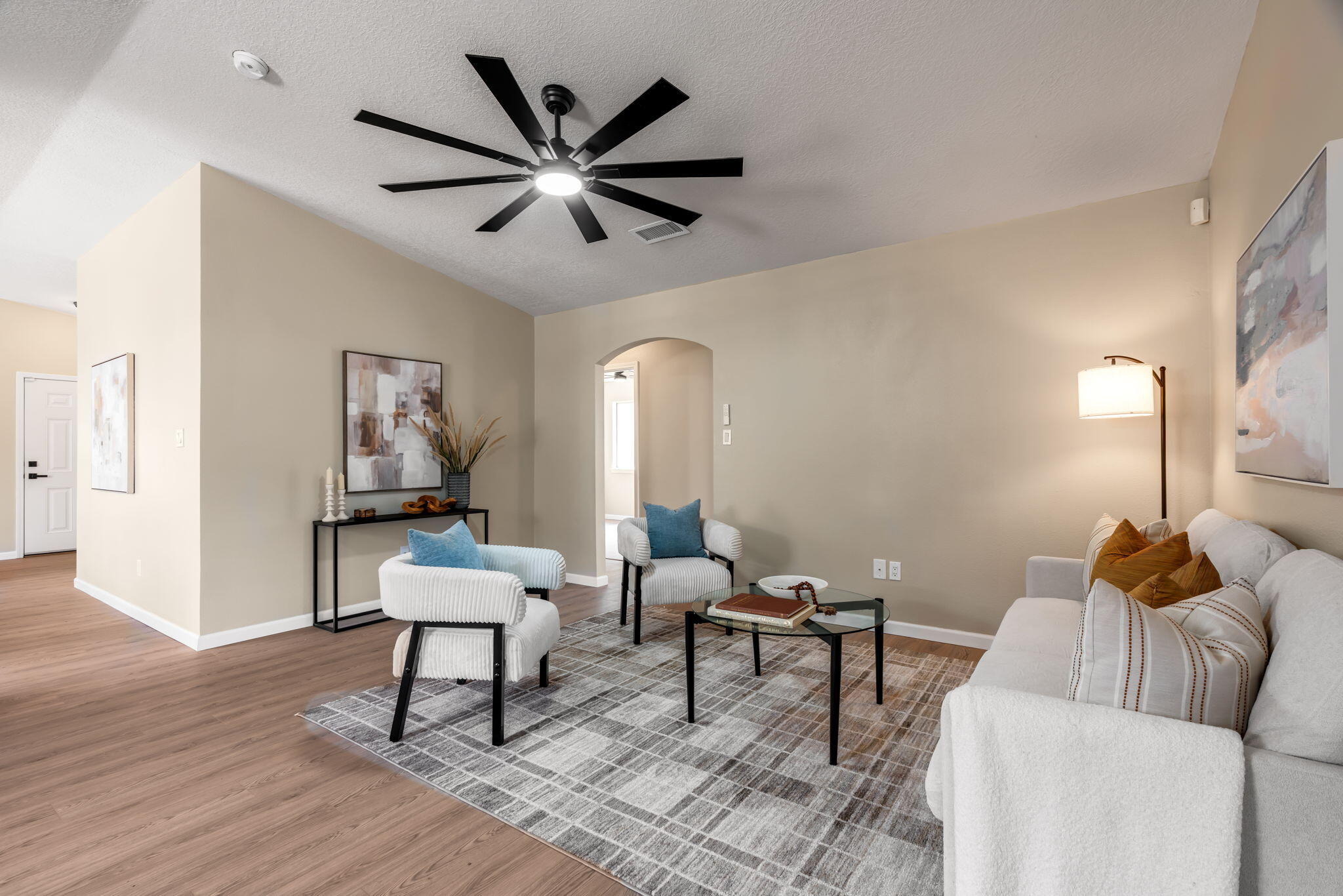 Photo 9 — 6419 Amberside Road NW