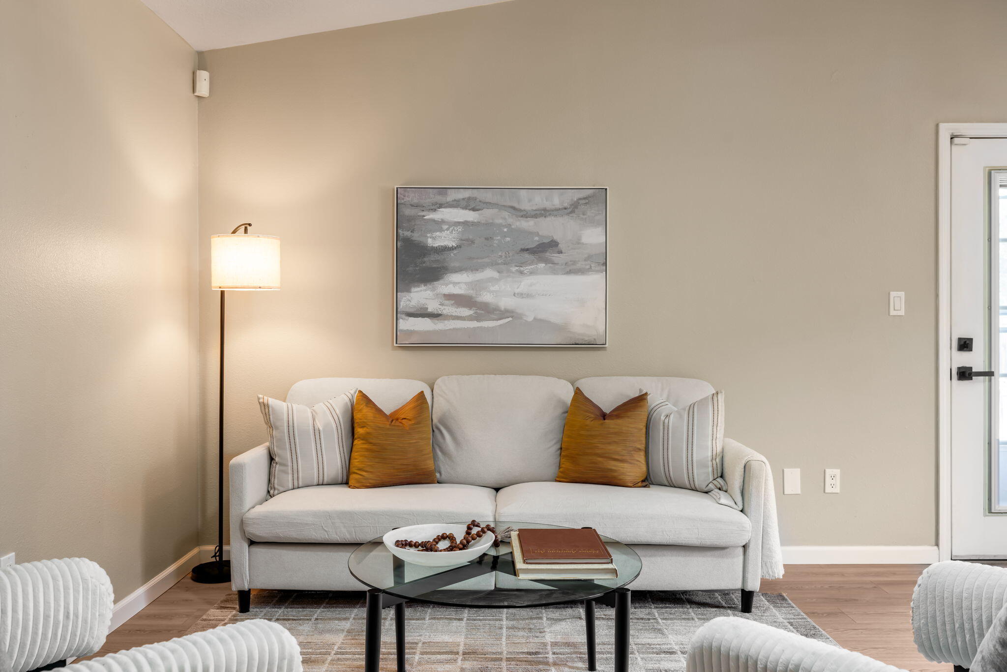 Photo 11 — 6419 Amberside Road NW