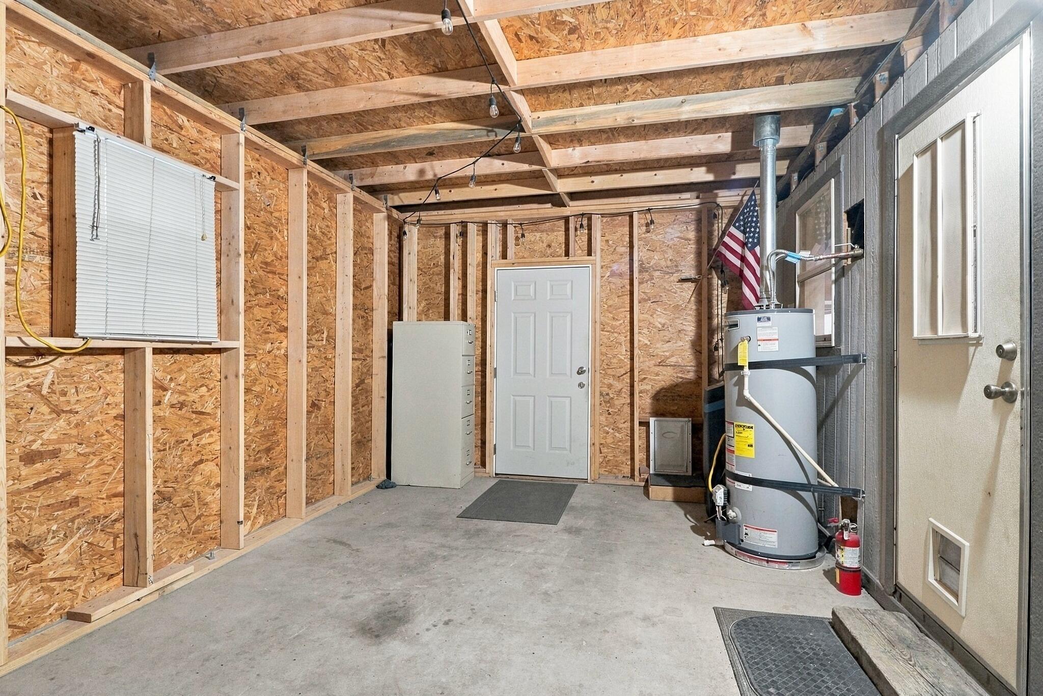 Photo 8 — 3033 Dona Juanita Drive SW