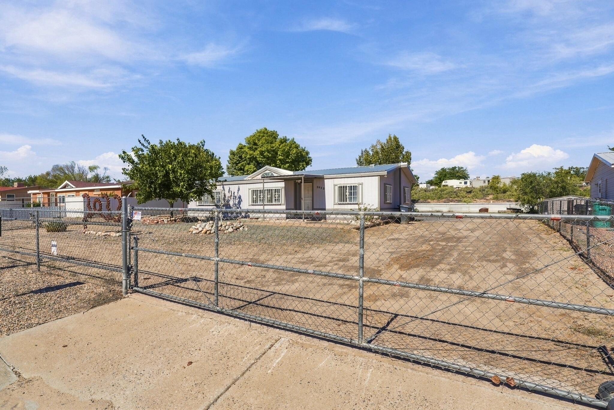 Photo 2 — 3033 Dona Juanita Drive SW