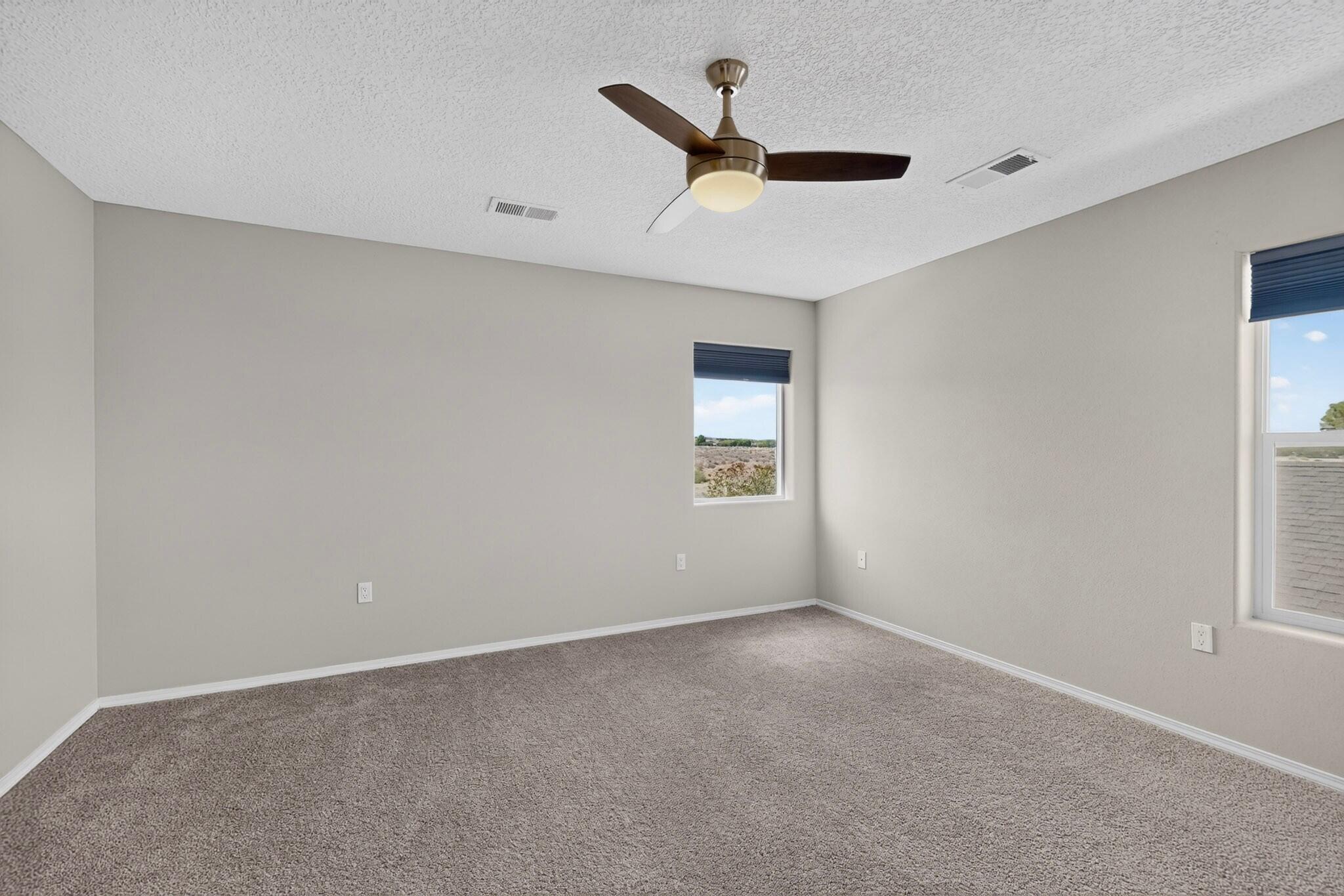 Photo 20 — 840 FIREWHEEL Loop SW