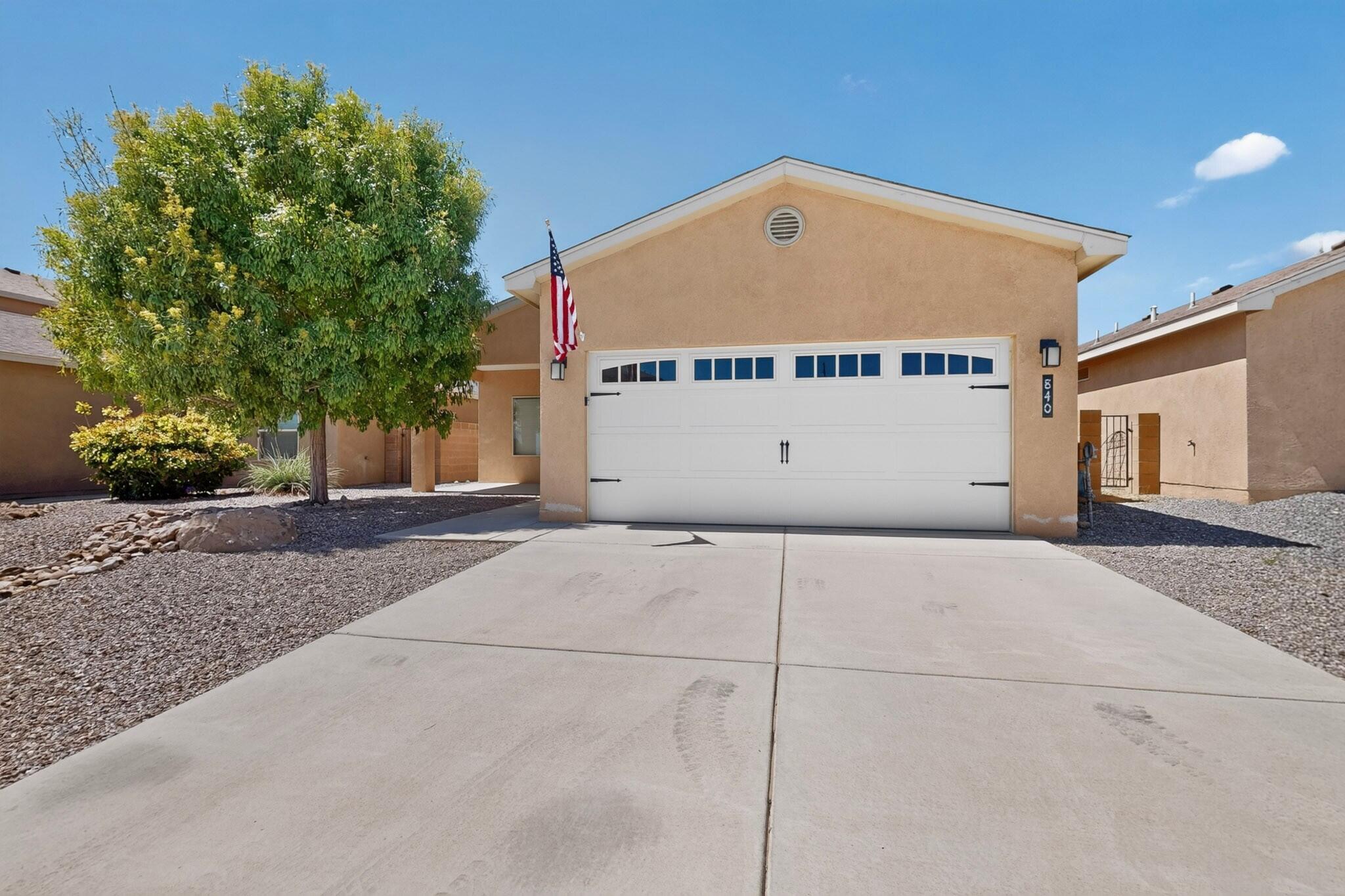 Photo 4 — 840 FIREWHEEL Loop SW