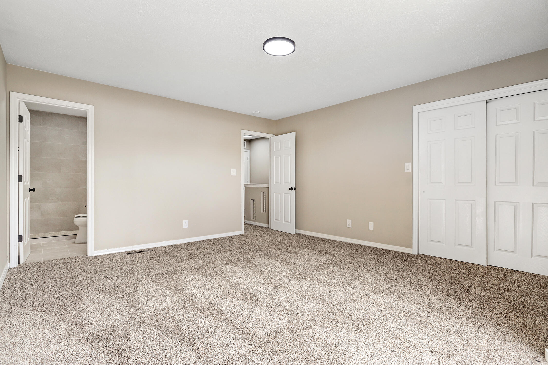 Photo 16 — 4211 Pitt Street NE UNIT 10
