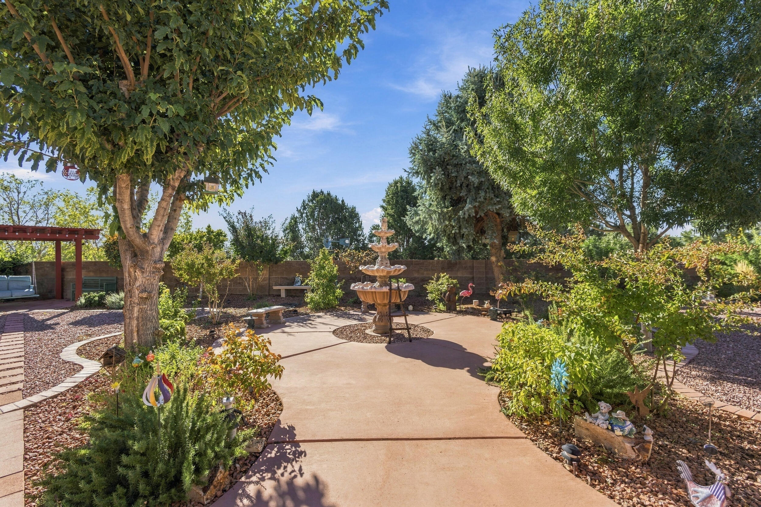 Photo 14 — 7304 Stag Horn Drive NW