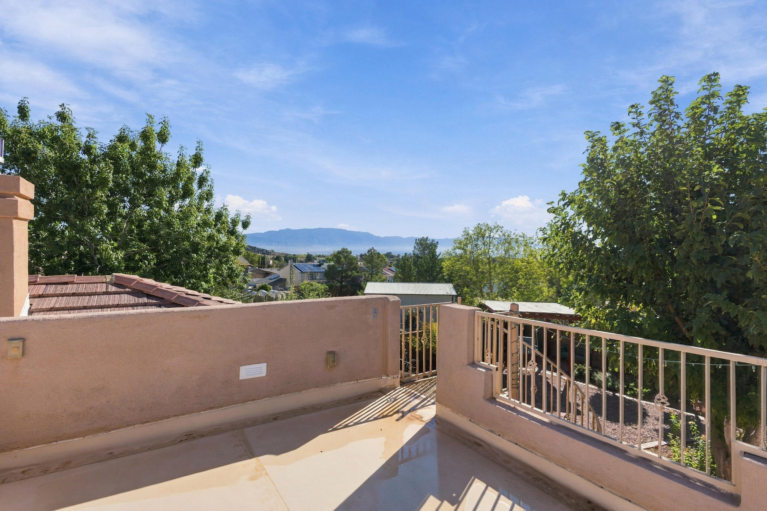 Photo 5 — 7304 Stag Horn Drive NW