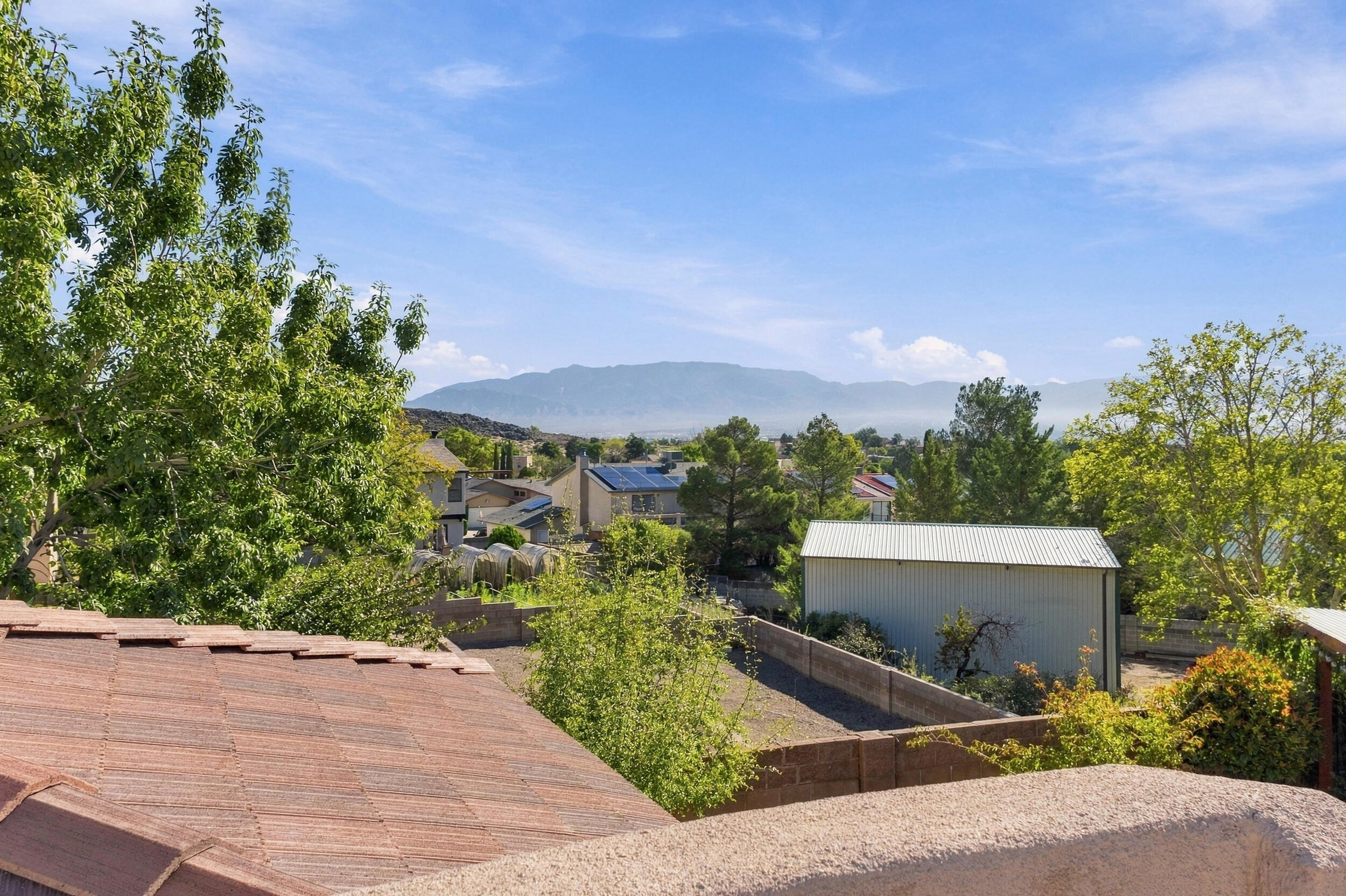 Photo 3 — 7304 Stag Horn Drive NW