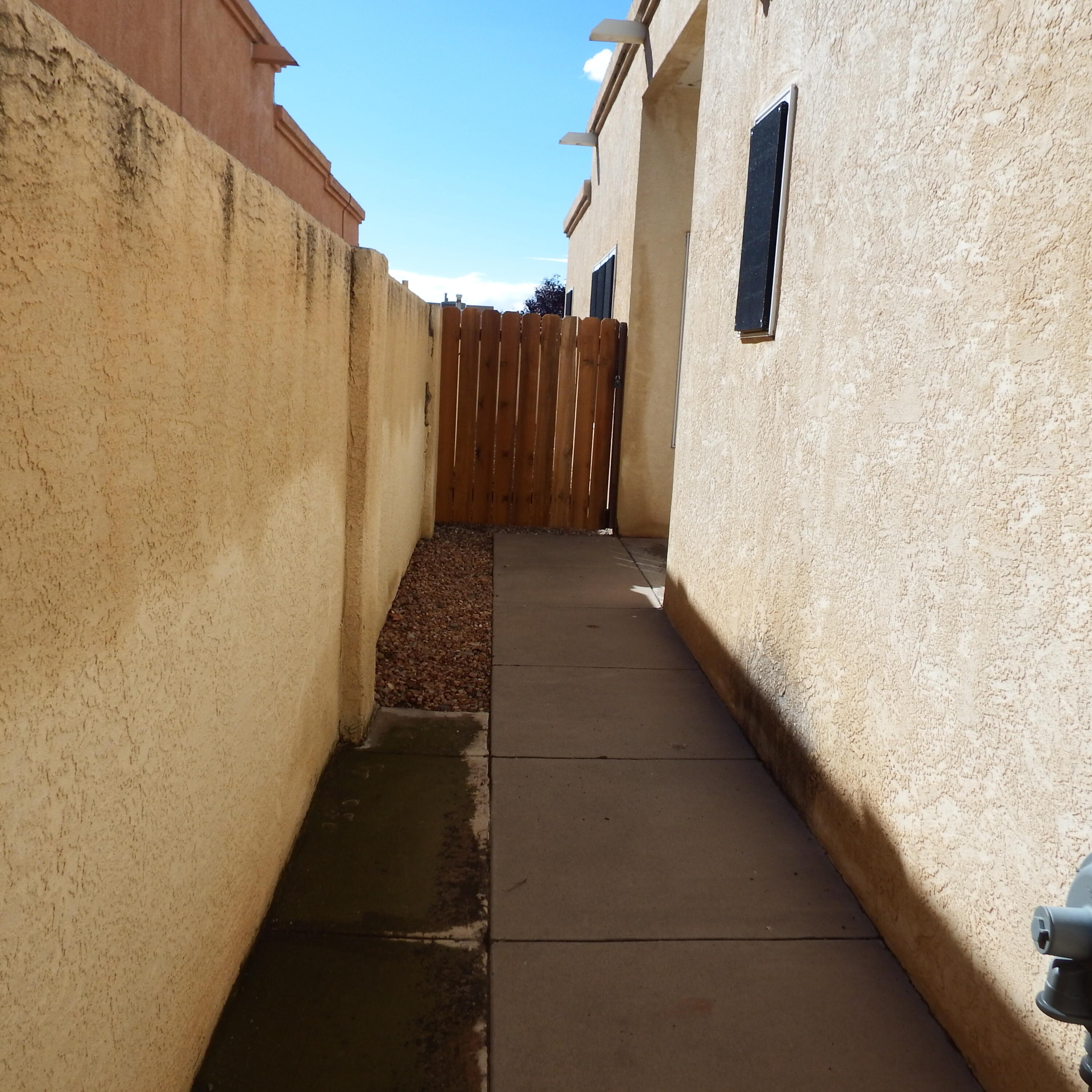 Photo 2 — 6645 Ruby Street NE
