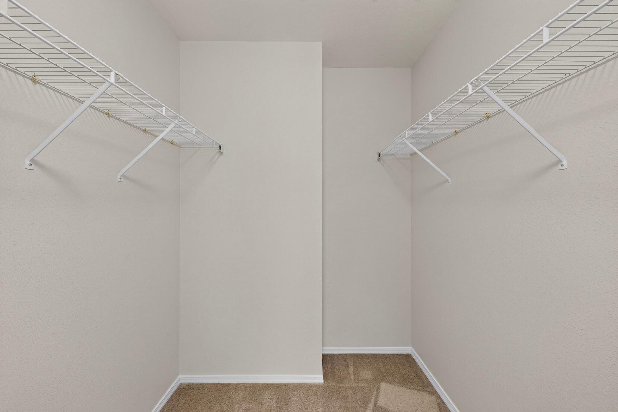 Photo 11 — 6808 Honeylocust Avenue NW