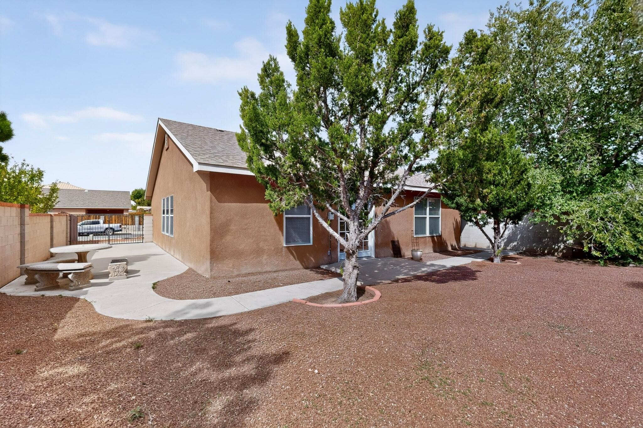 Photo 6 — 6808 Honeylocust Avenue NW