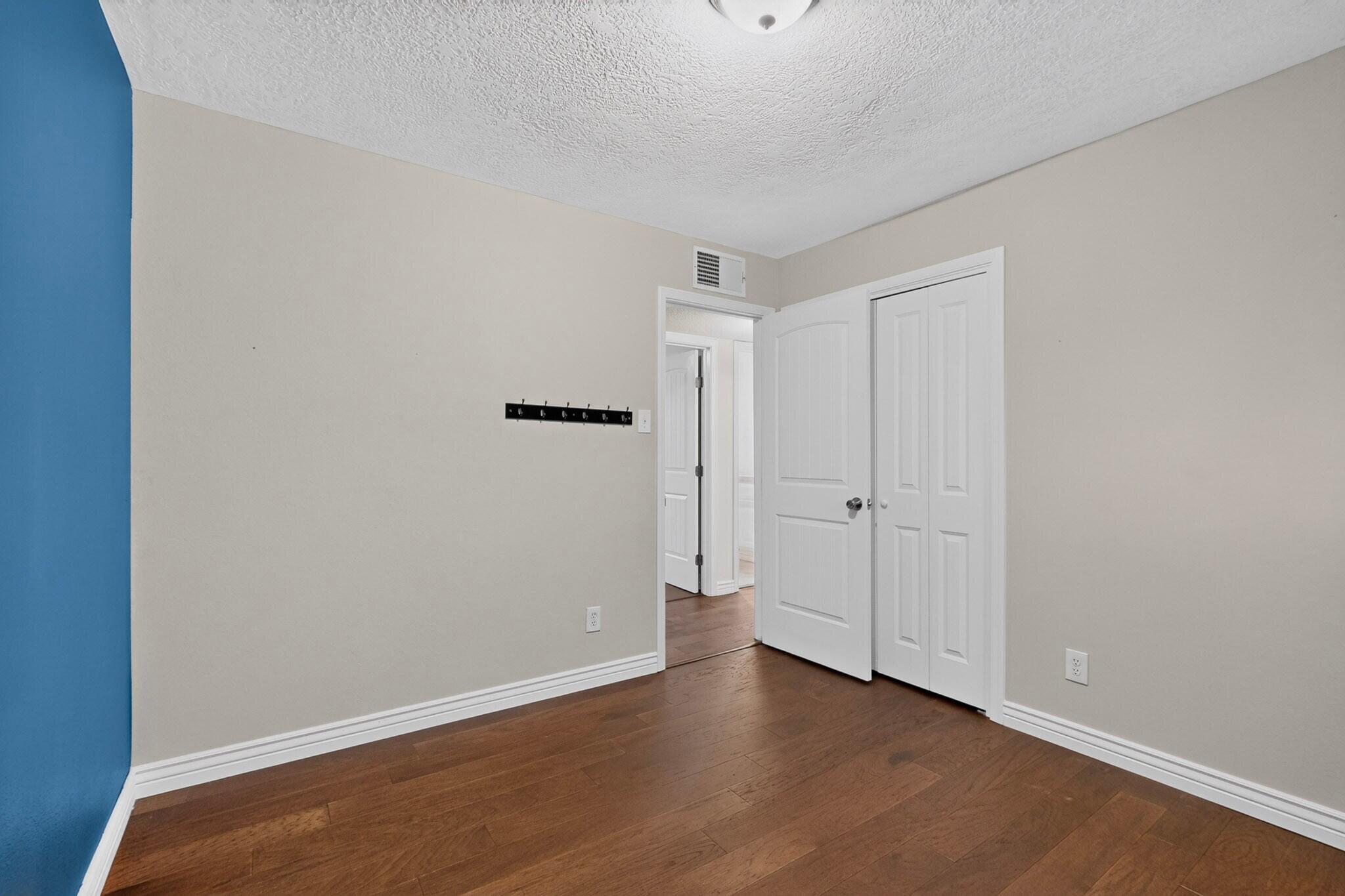 Photo 11 — 4508 Piedra Blanca Street NE