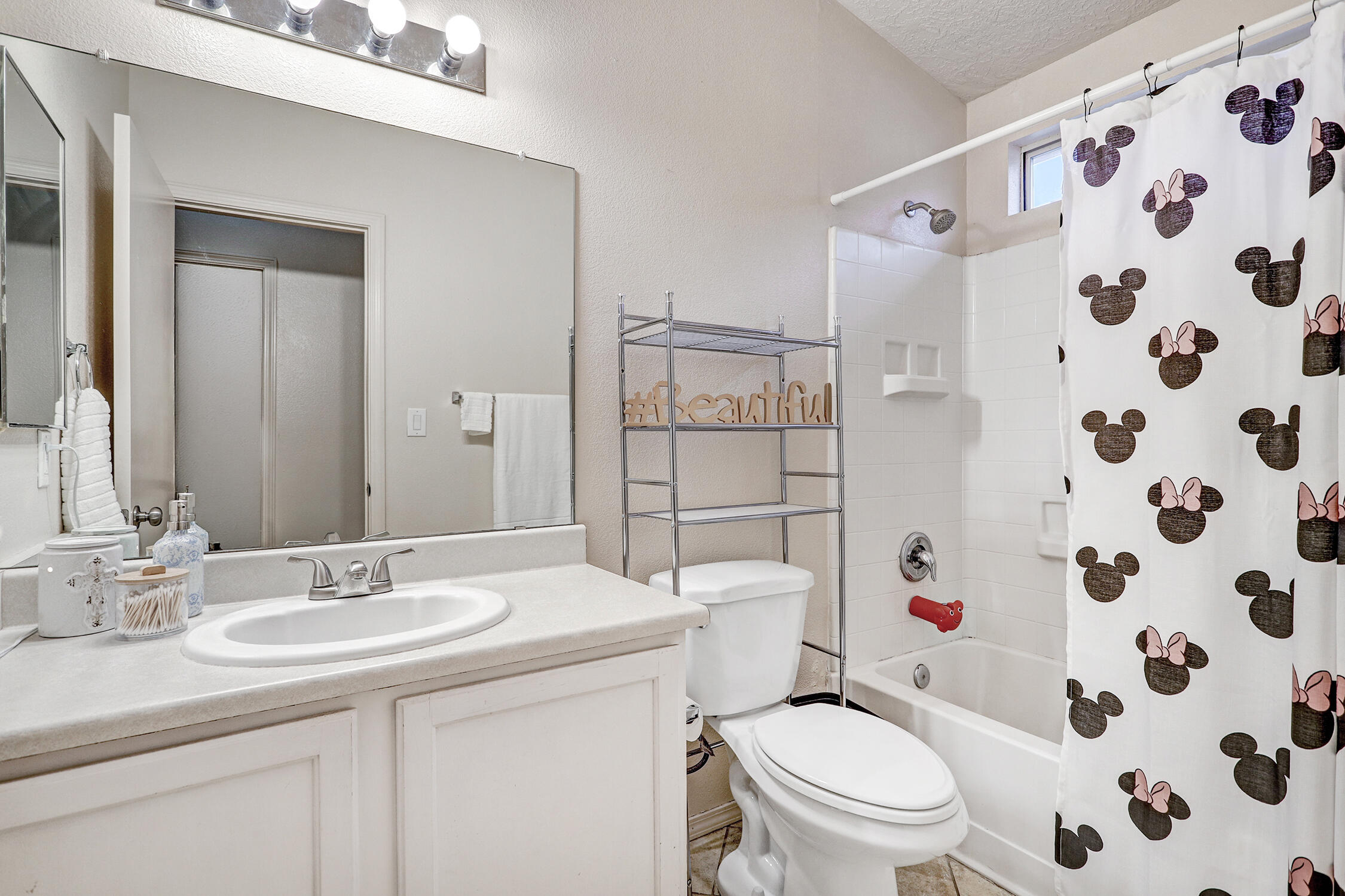 Photo 8 — 6109 Cyonus Avenue NW