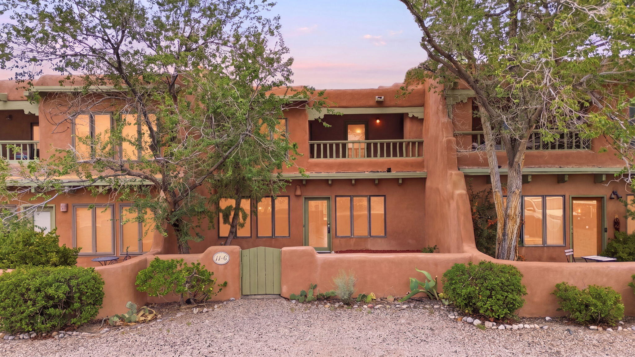 11 Placitas Trails Road, Placitas, NM 87043