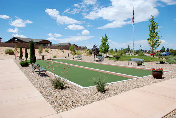 Photo 6 — 910 Jubilee Boulevard SW