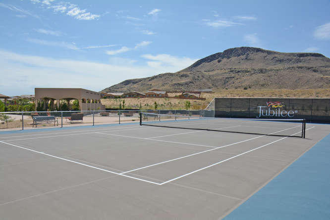 Photo 4 — 910 Jubilee Boulevard SW