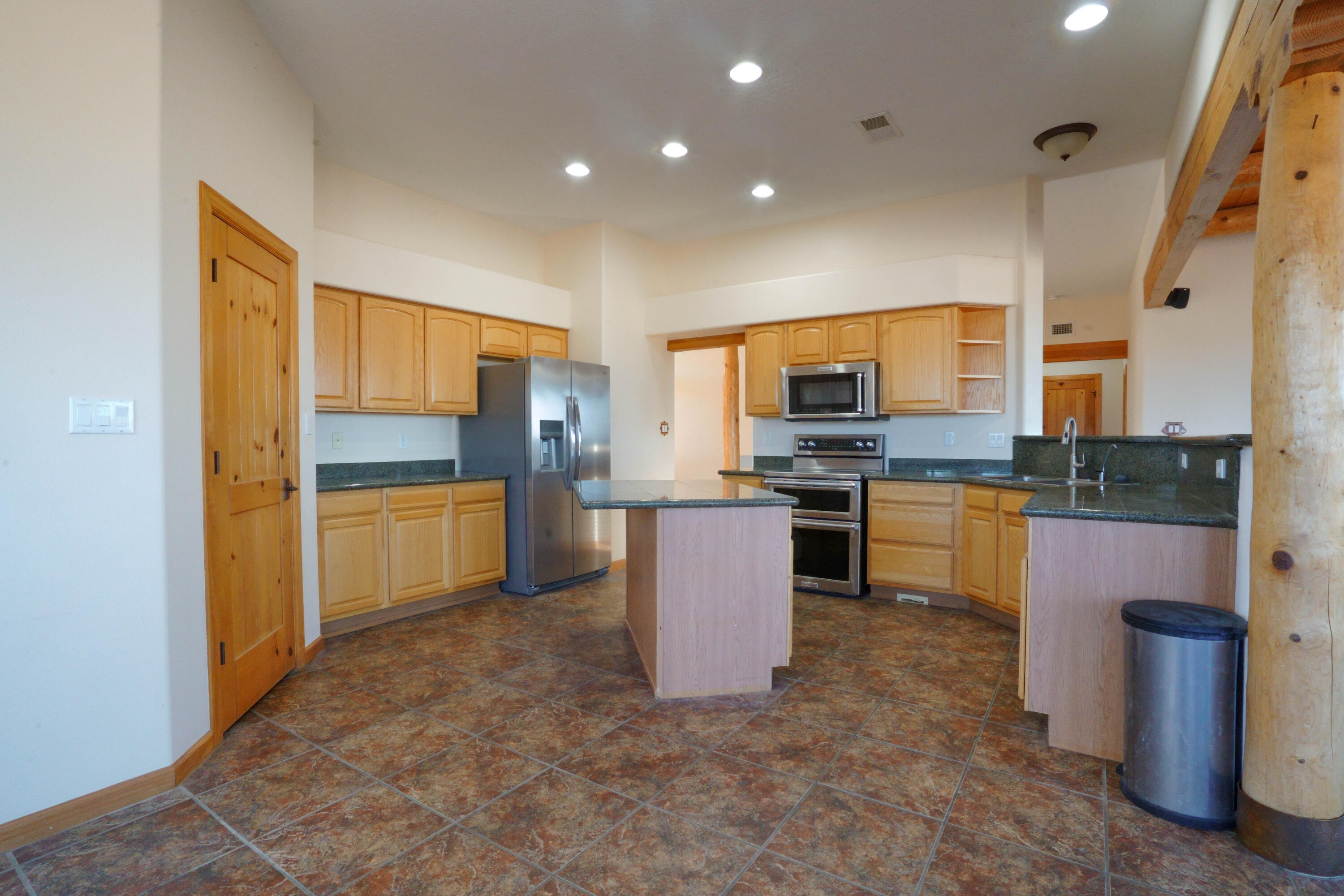 Photo 9 — 2453 Tyler Loop NE