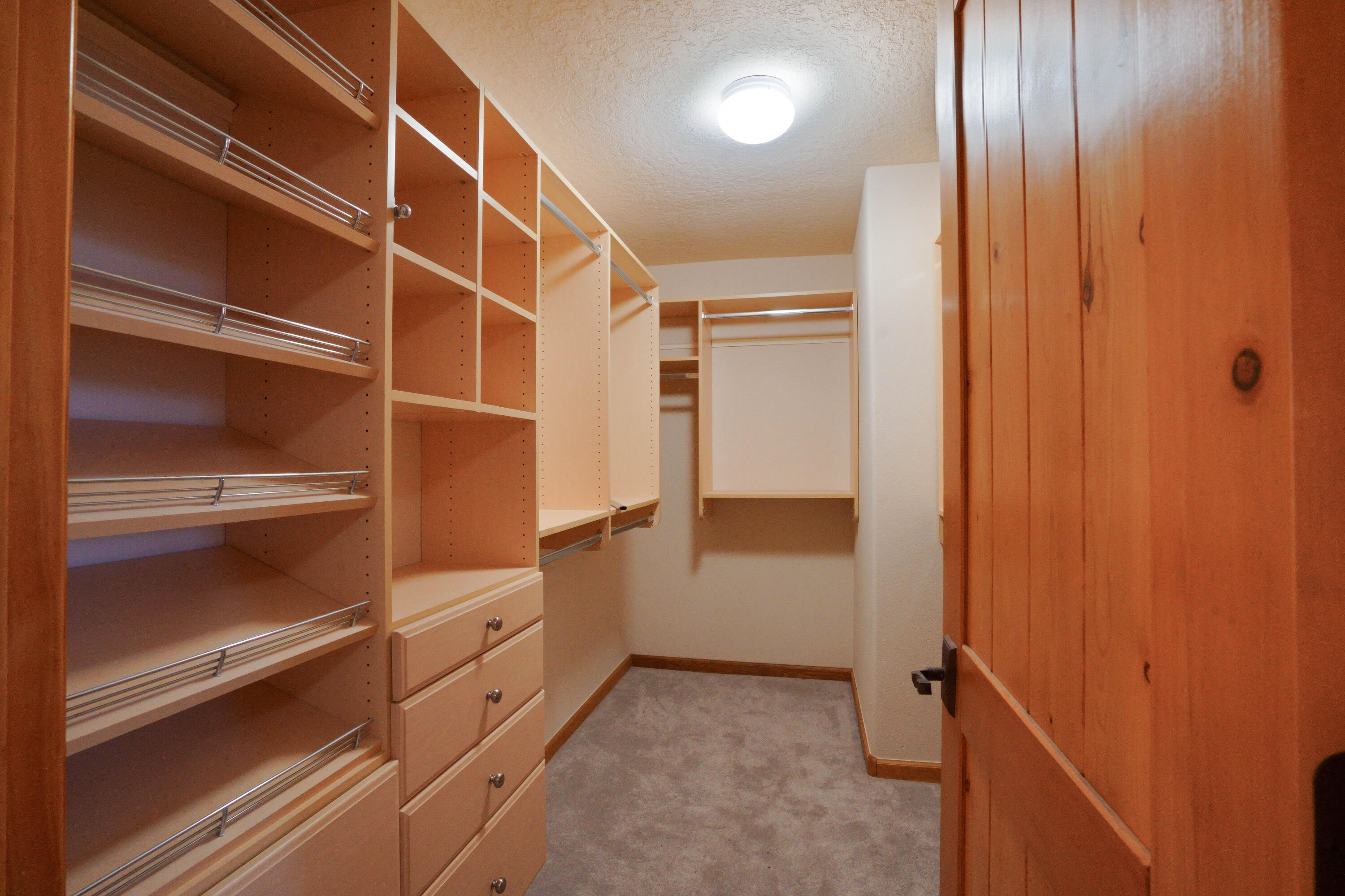 Photo 2 — 2453 Tyler Loop NE