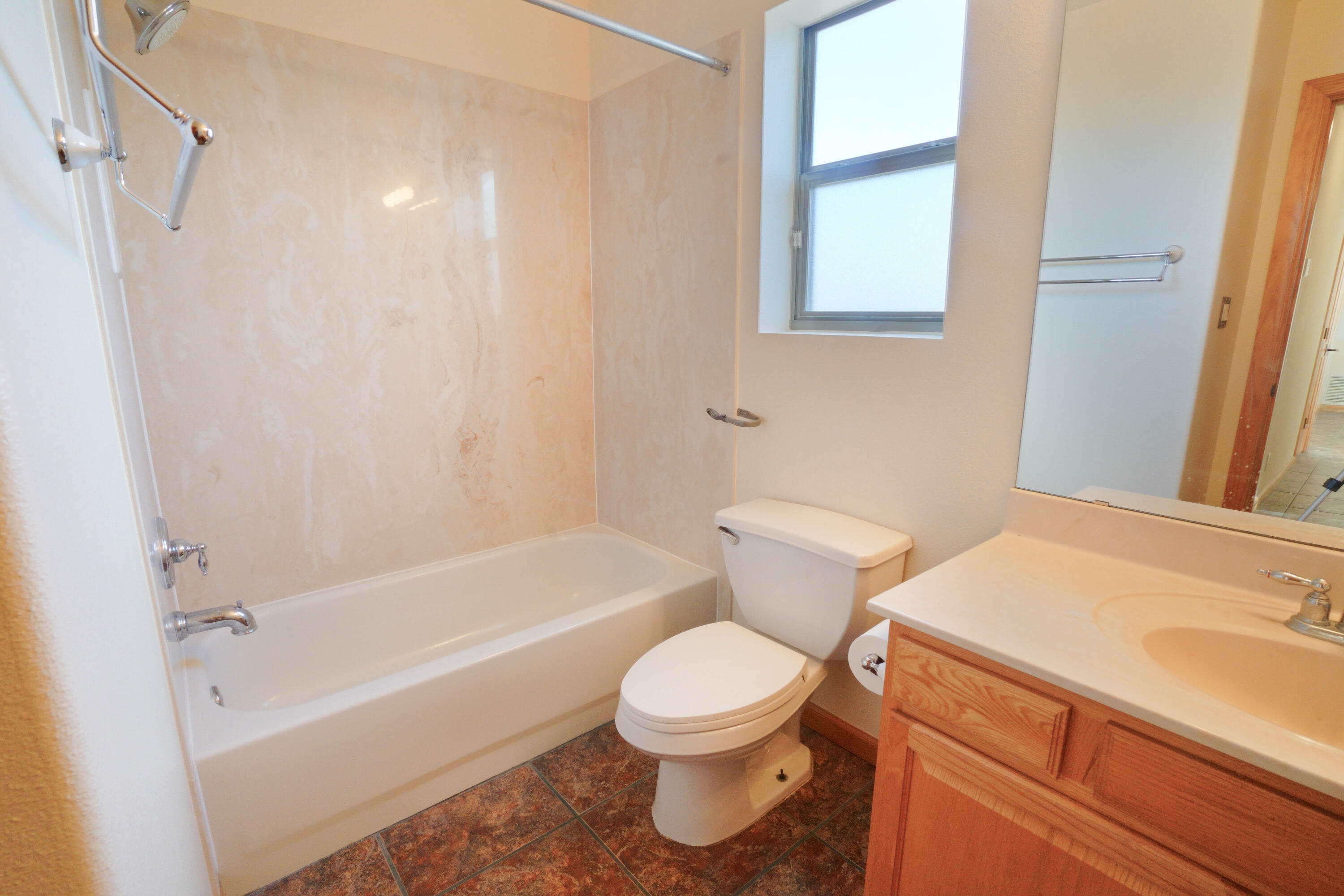 Photo 16 — 2453 Tyler Loop NE