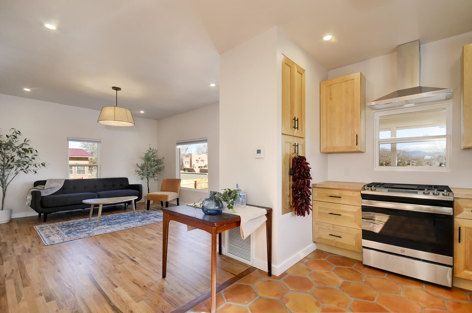 Photo 7 — 1325 8th Street NW