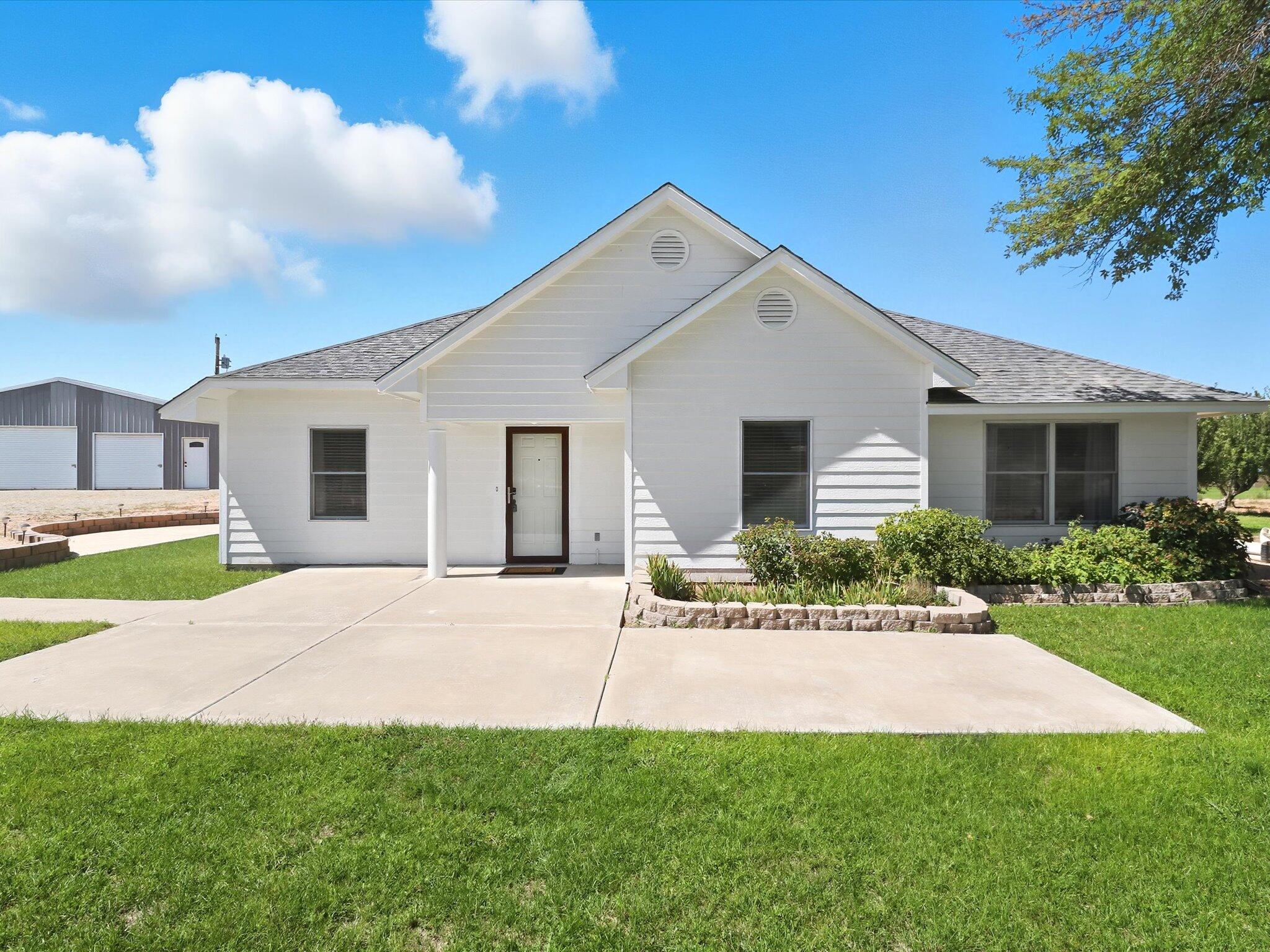 5 JR Drive, Santa Fe, NM 87506