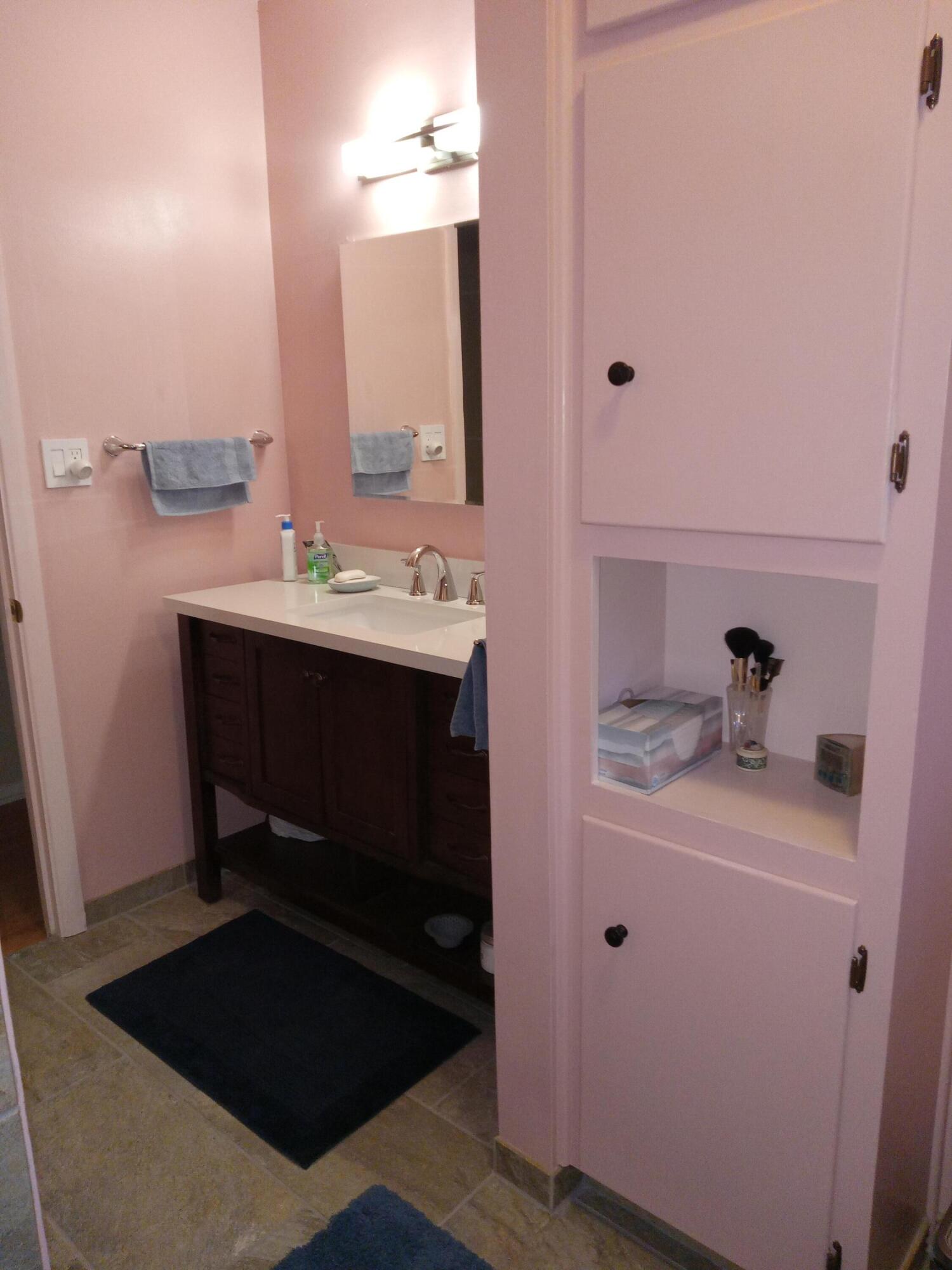 Photo 15 — 6400 Mossman Place NE