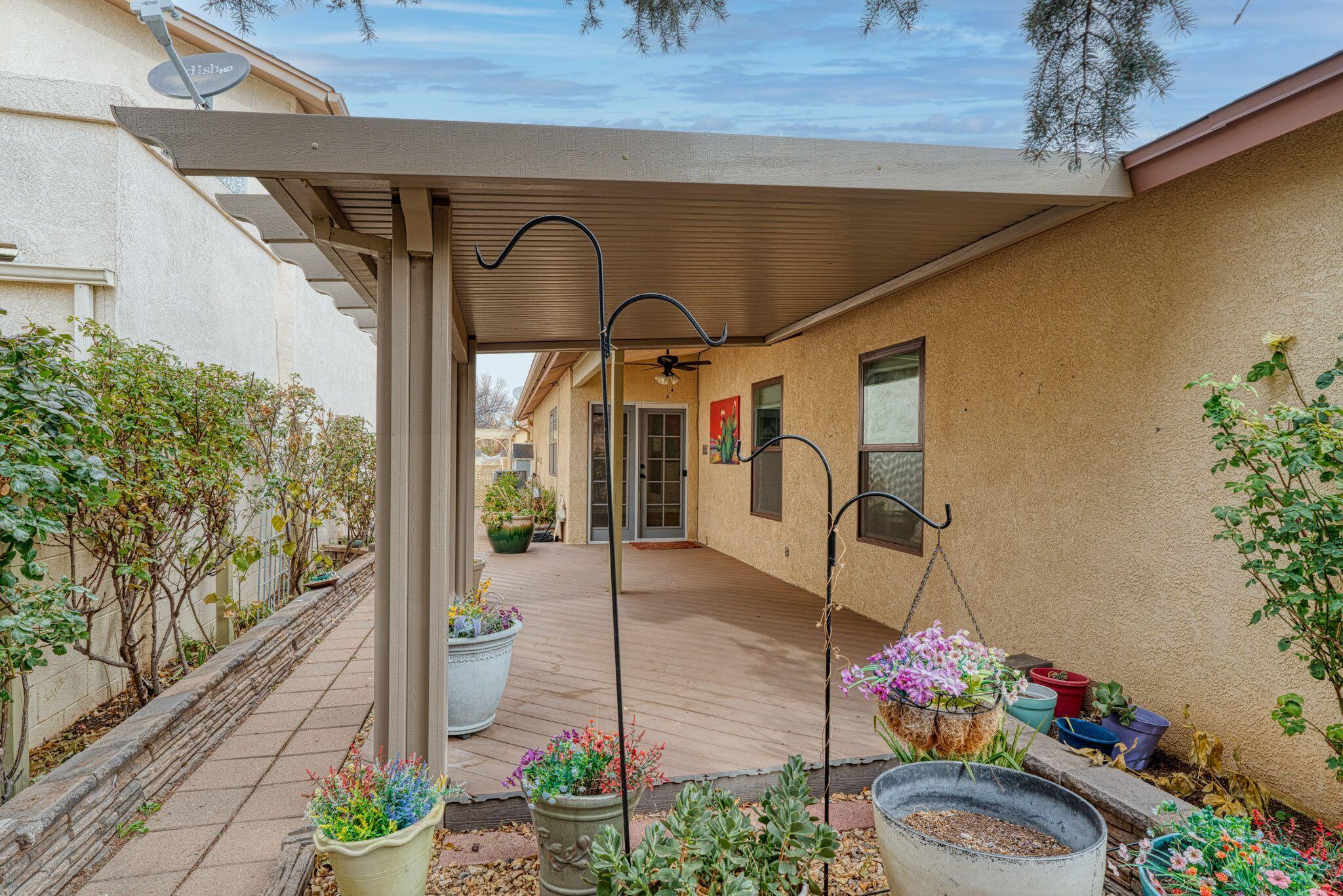Photo 4 — 10812 Griffith Park Drive NE