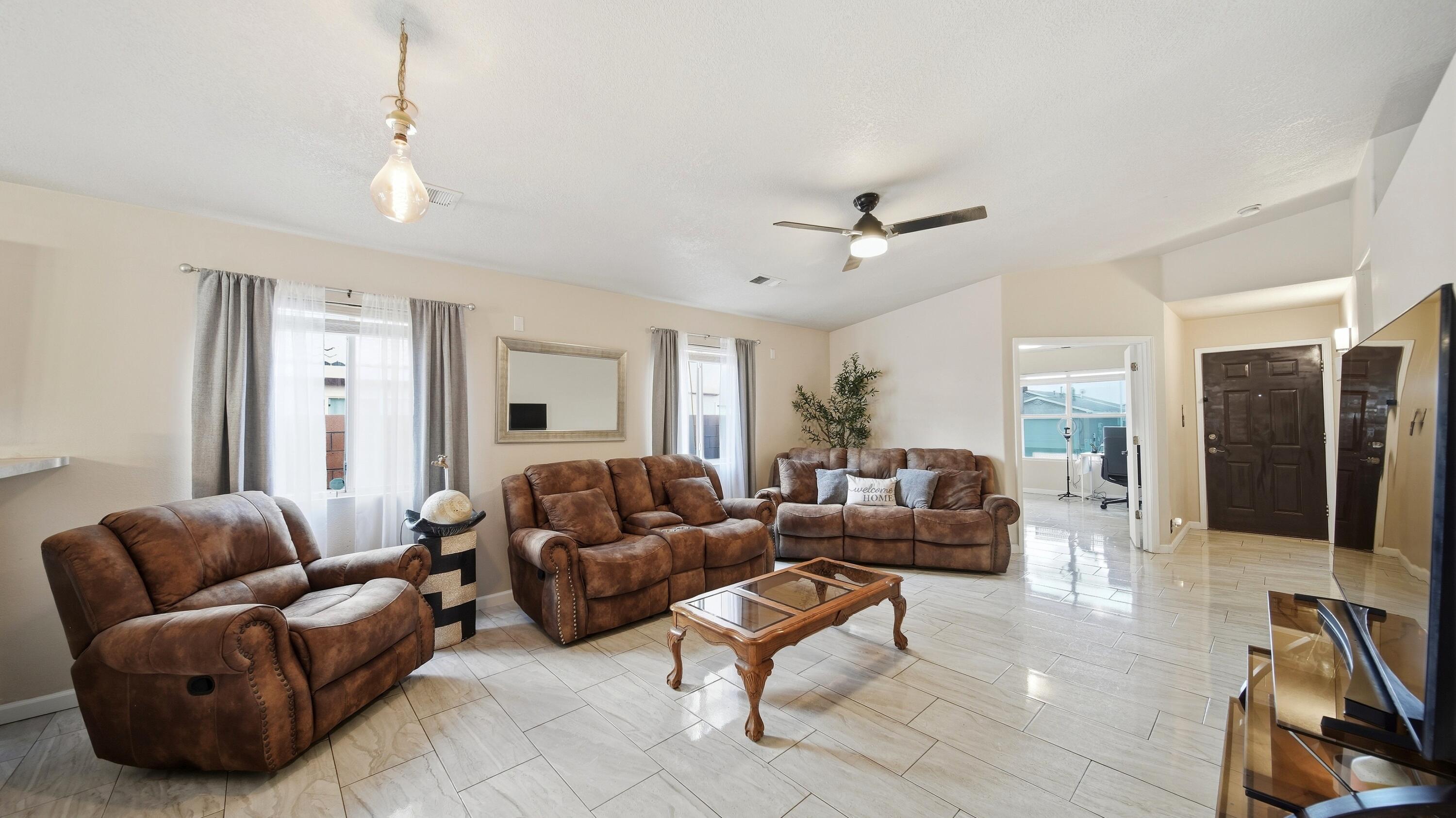 Photo 6 — 10931 Argonite Drive NW