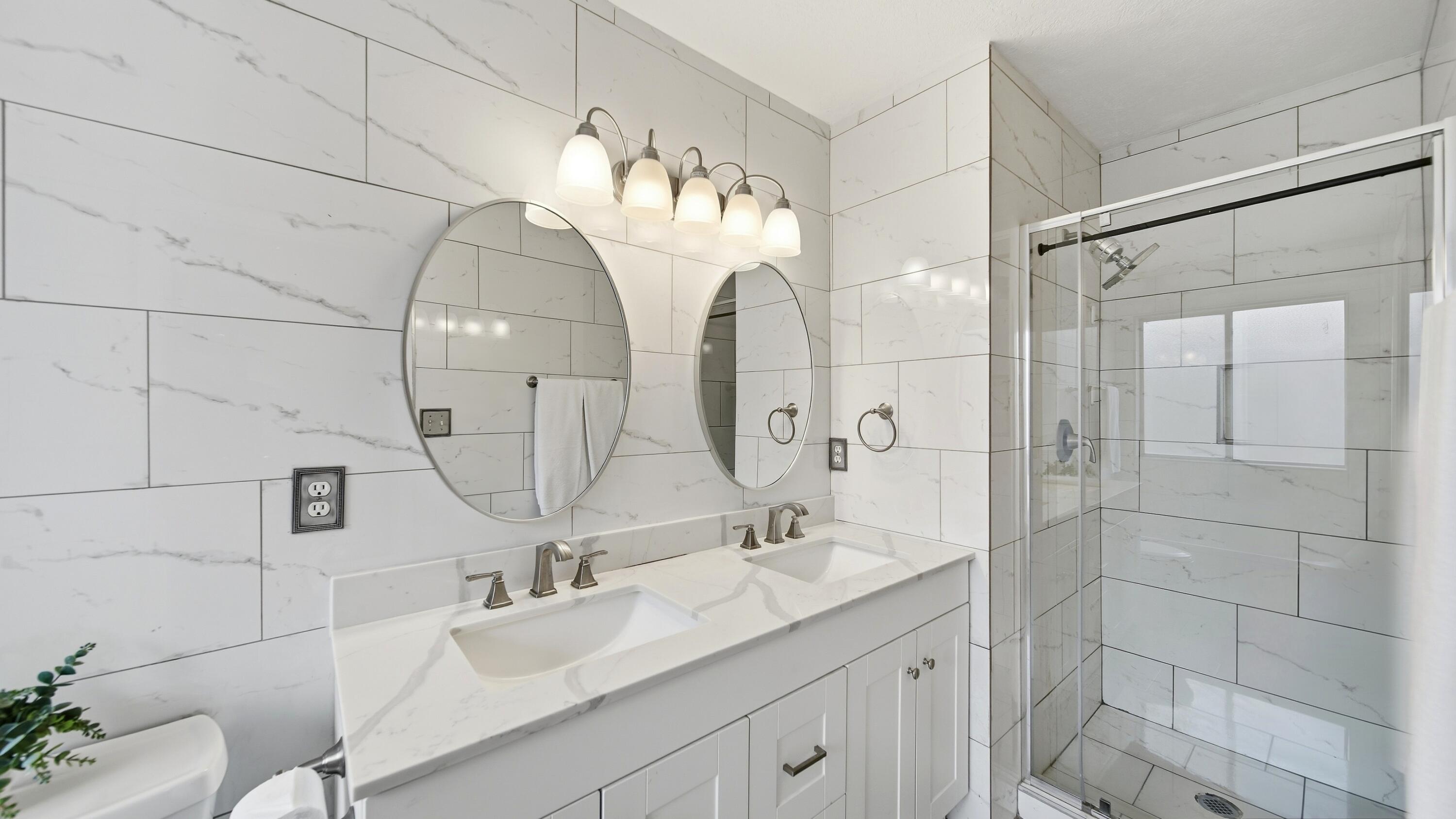 Photo 19 — 10931 Argonite Drive NW