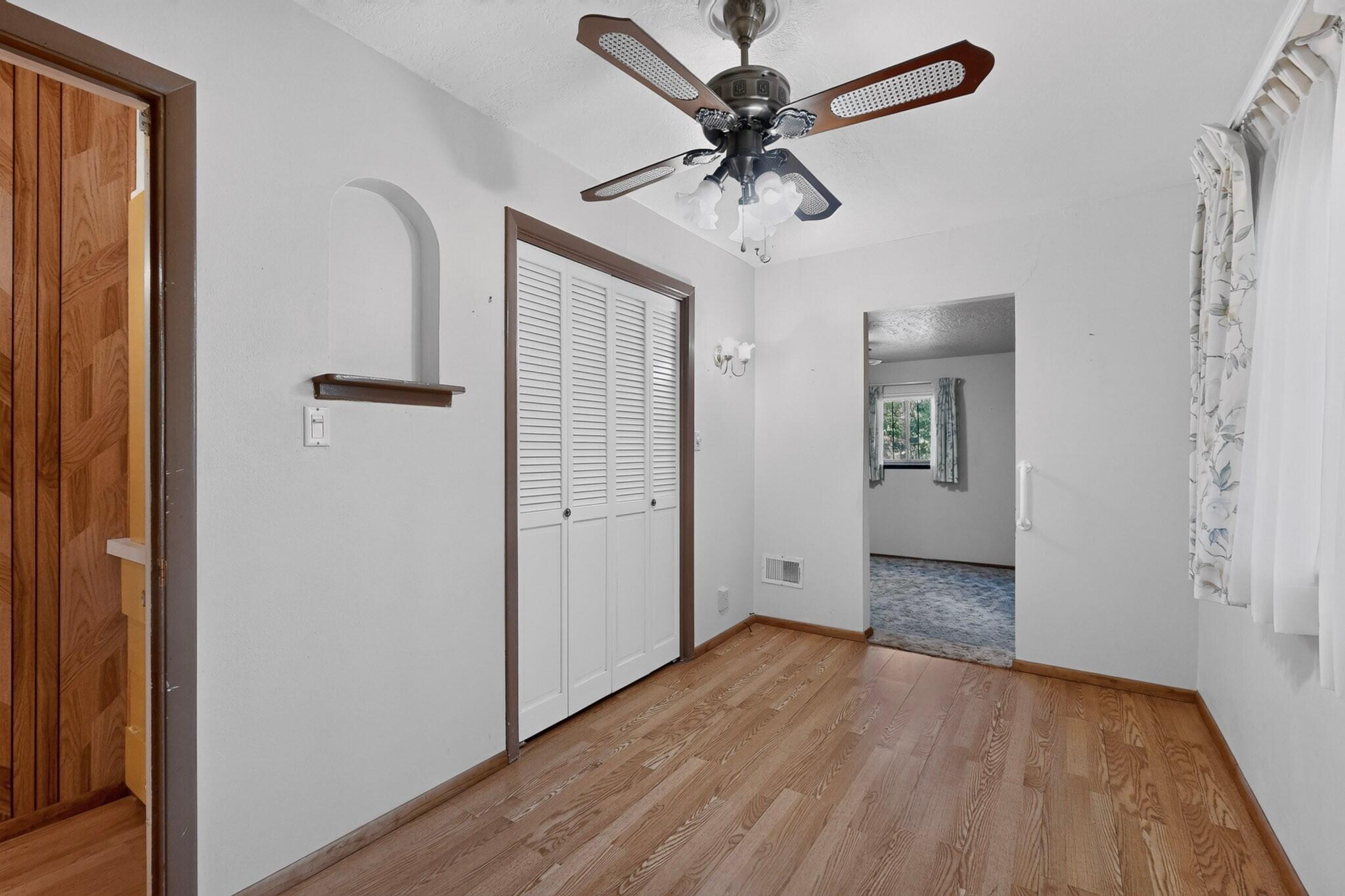 Photo 5 — 4817 Guadalupe Trail NW