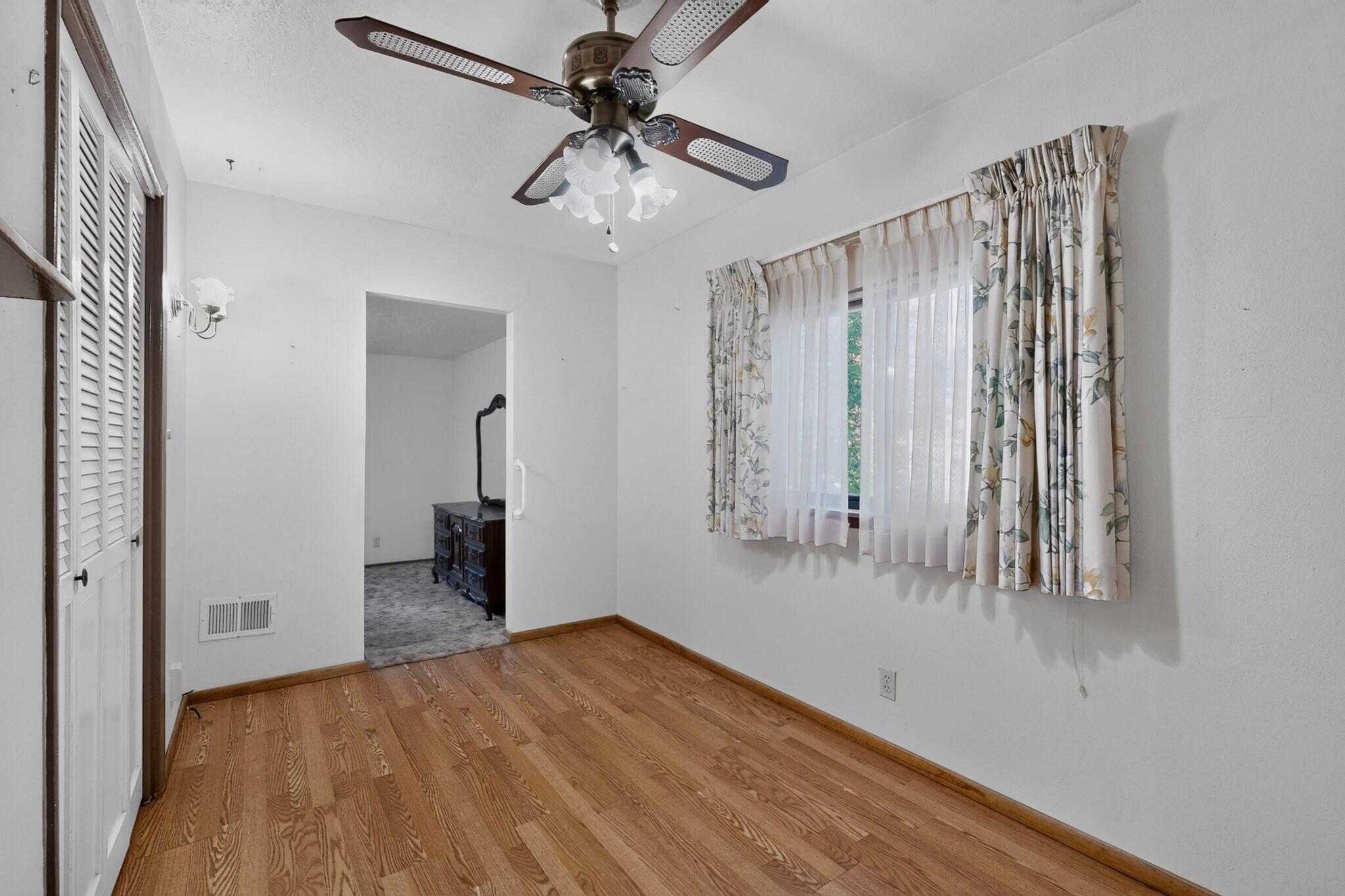 Photo 6 — 4817 Guadalupe Trail NW