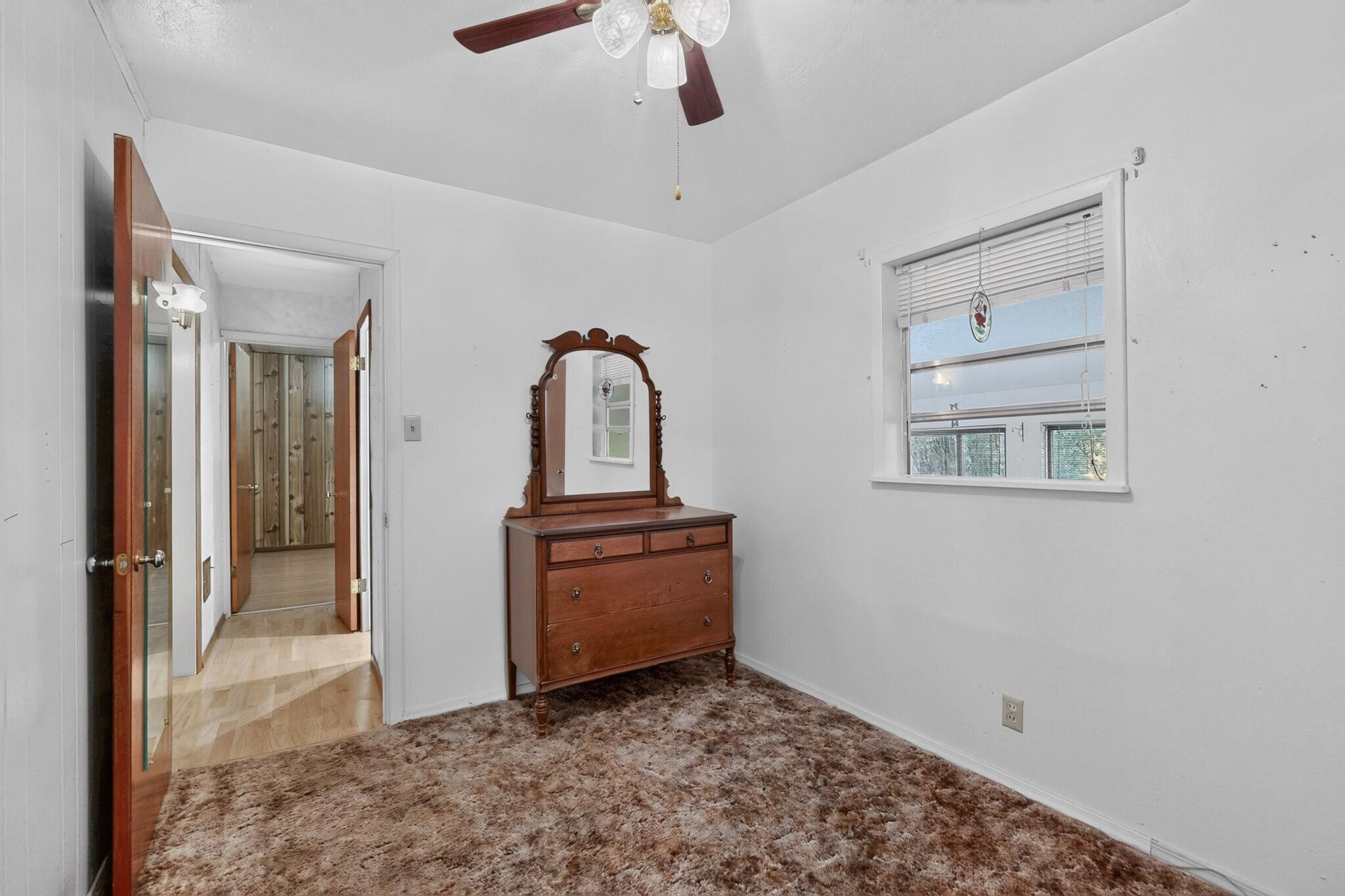 Photo 8 — 4817 Guadalupe Trail NW