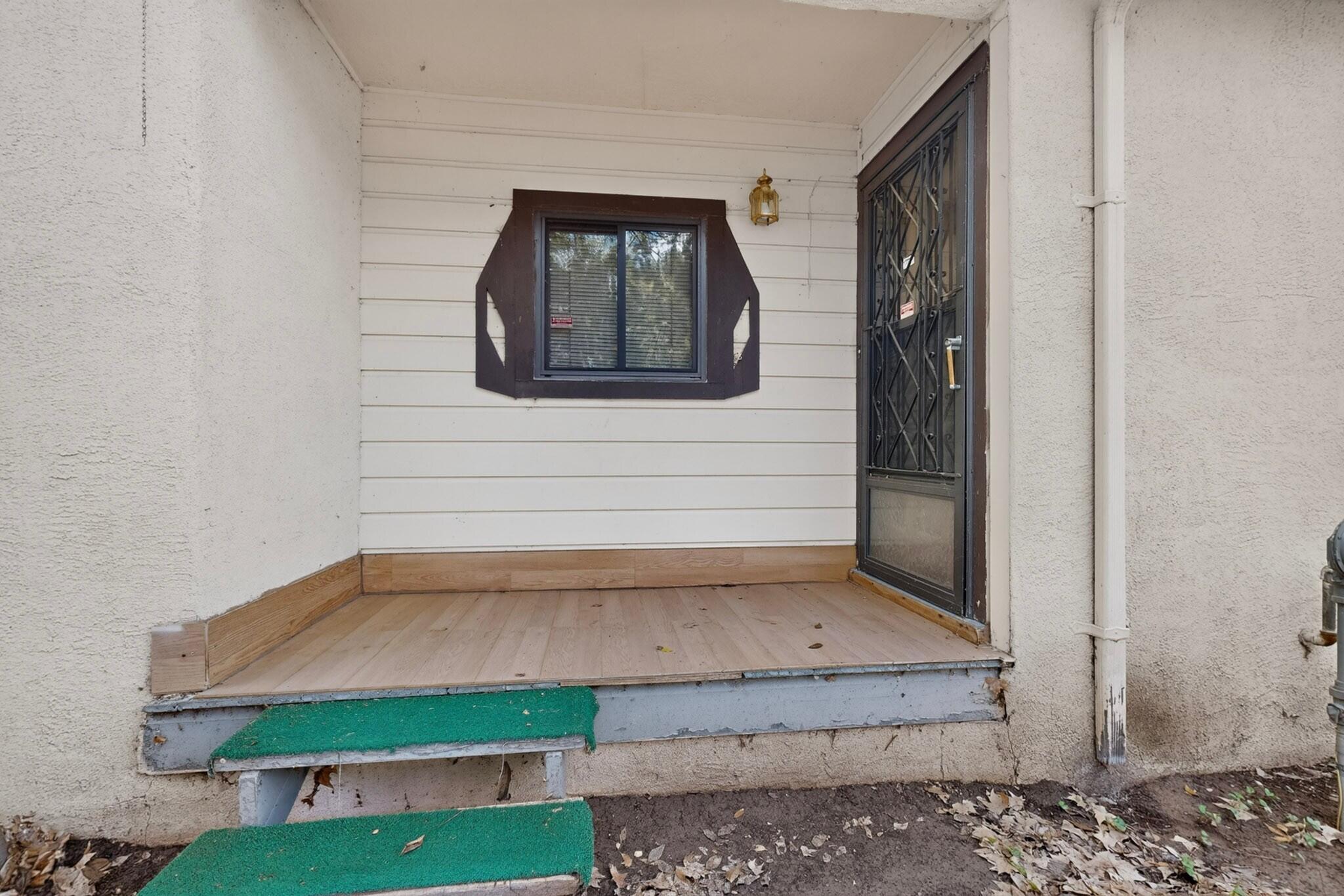 Photo 17 — 4817 Guadalupe Trail NW