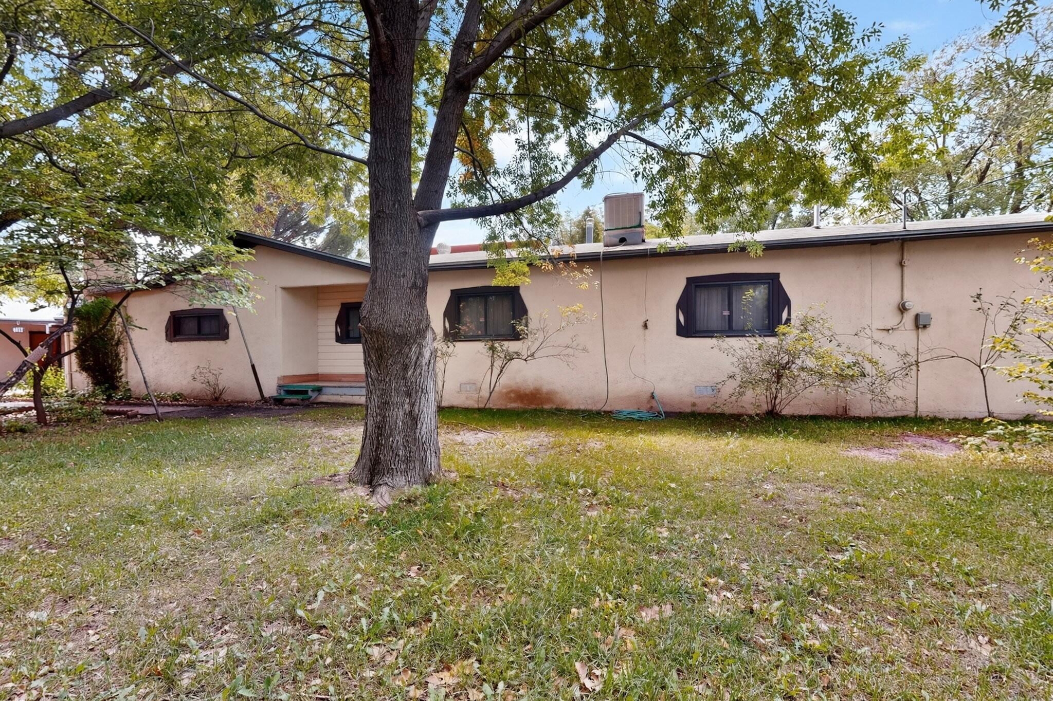 Photo 18 — 4817 Guadalupe Trail NW