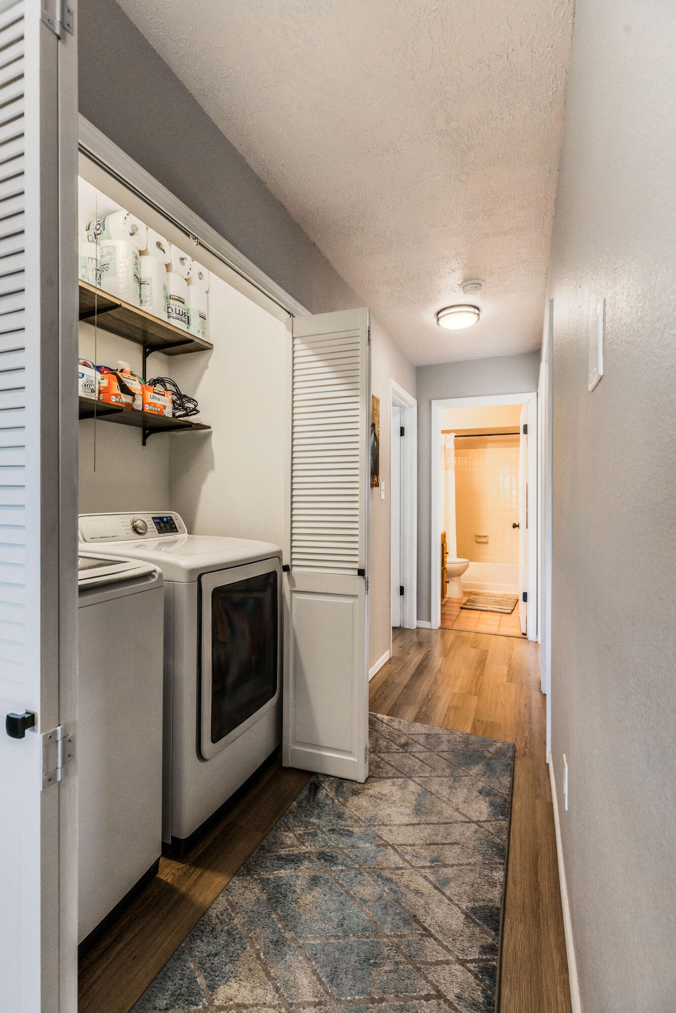 Photo 14 — 749 Littler Drive SE