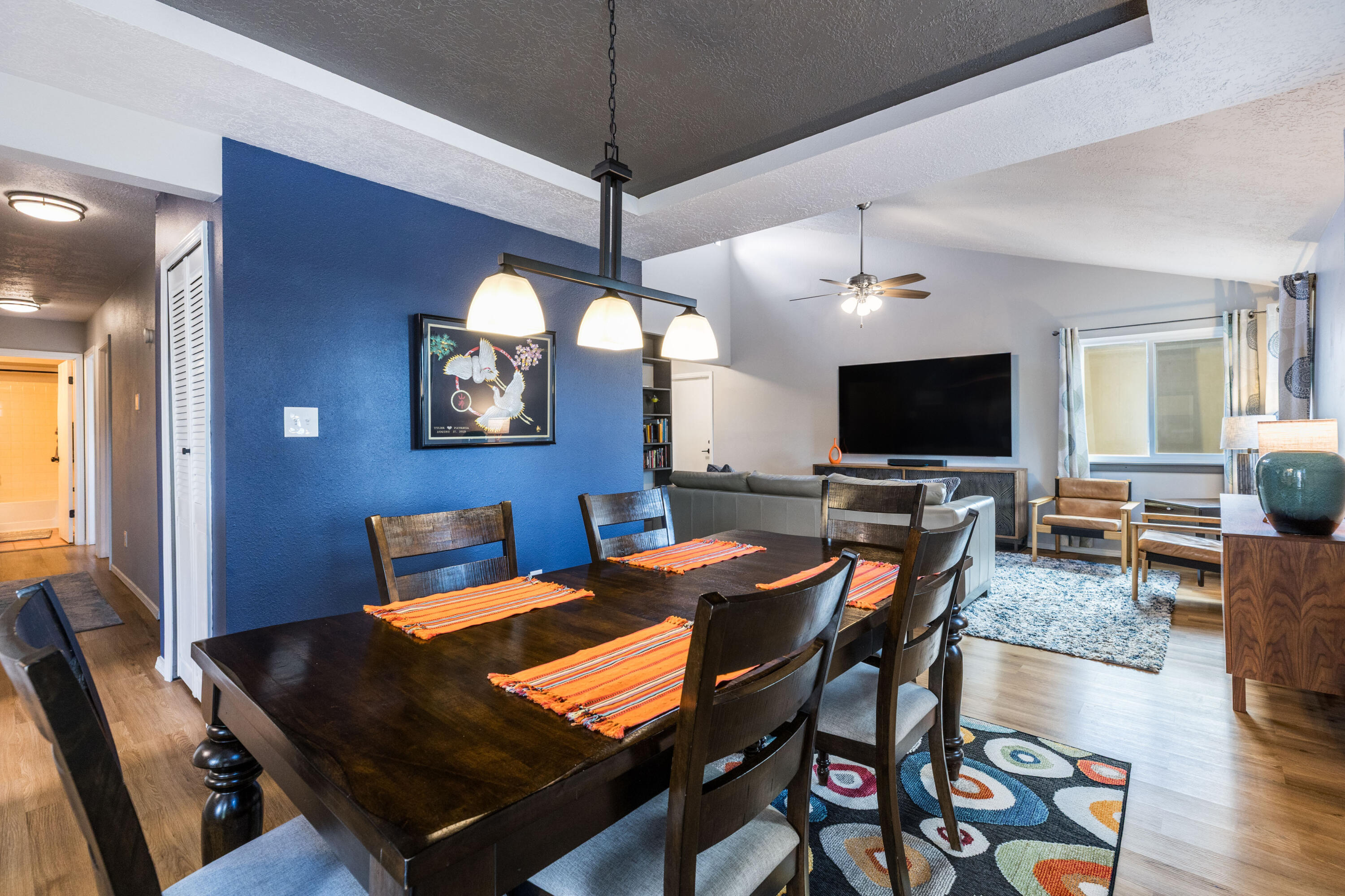 Photo 8 — 749 Littler Drive SE