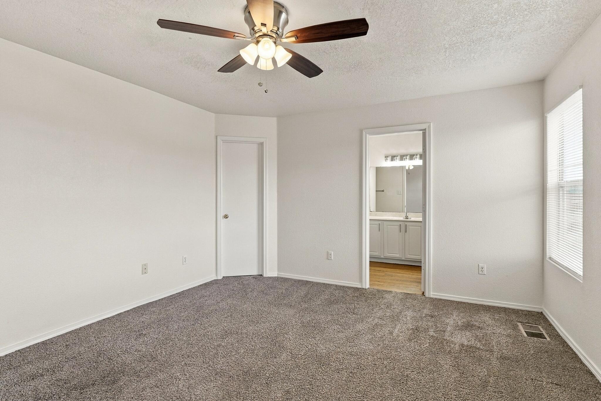 Photo 16 — 3541 Lavender Meadows Drive NE