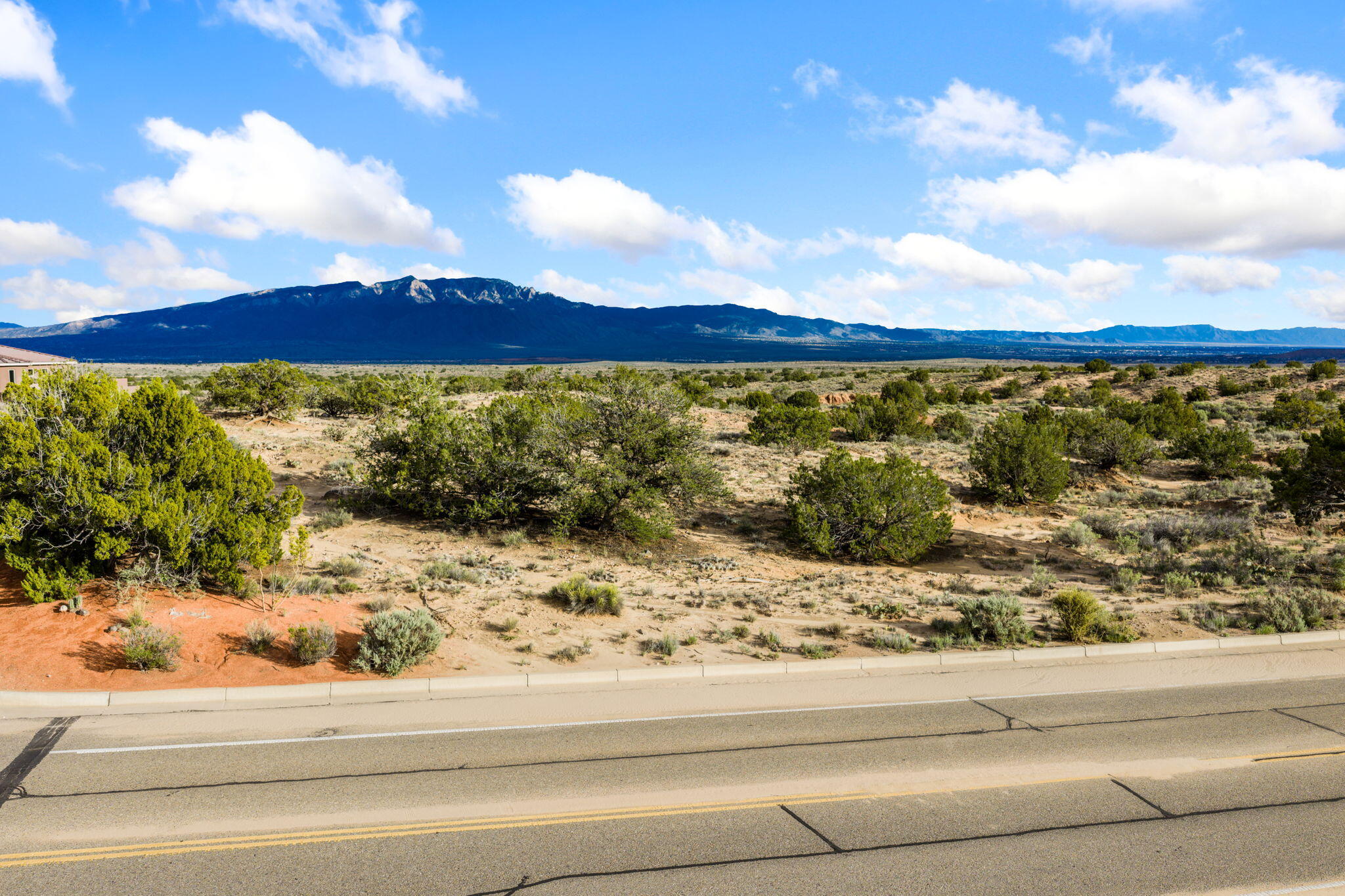 Photo 3 — 2403 Desert Zinnia Road