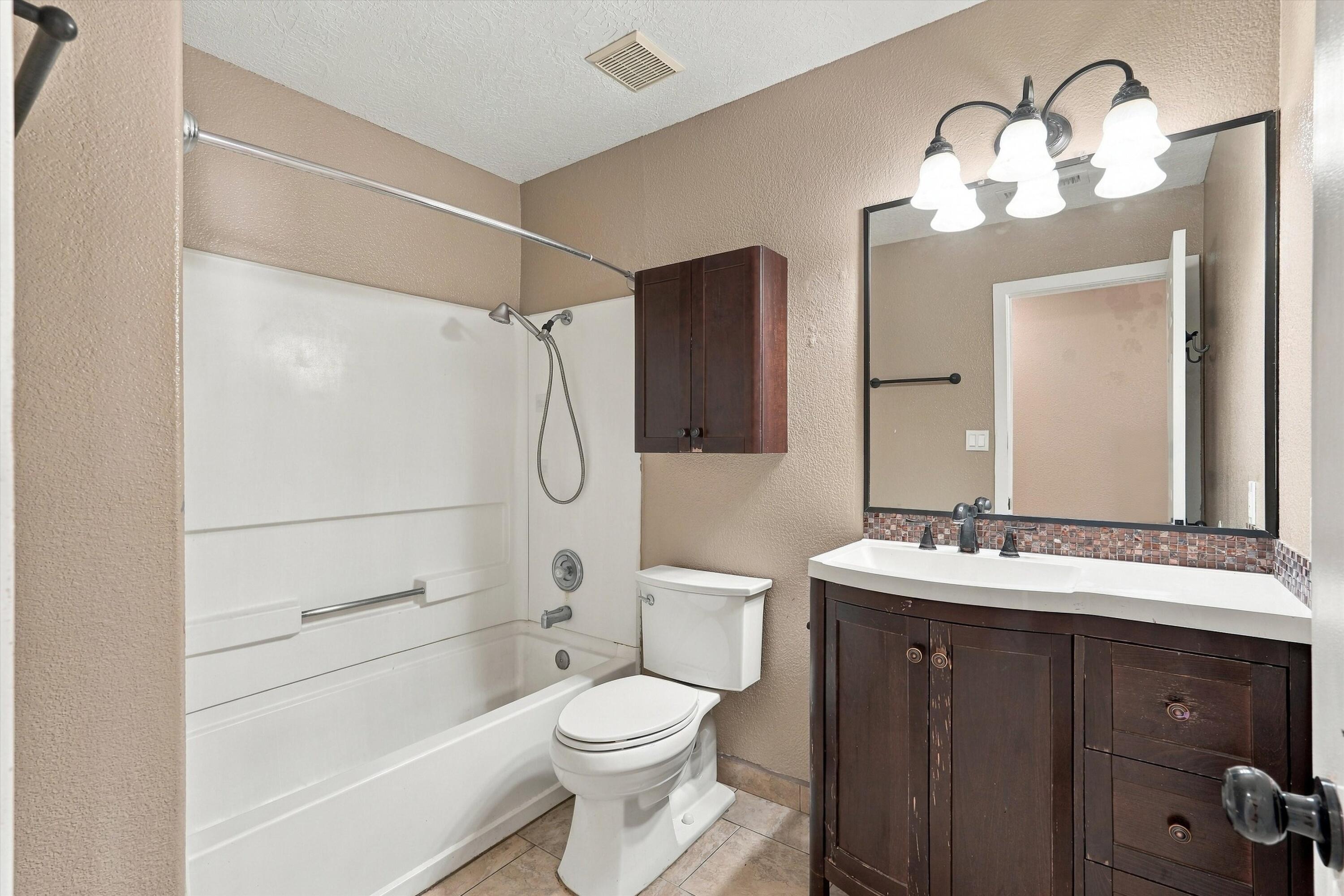 Photo 15 — 800 Sean Avenue