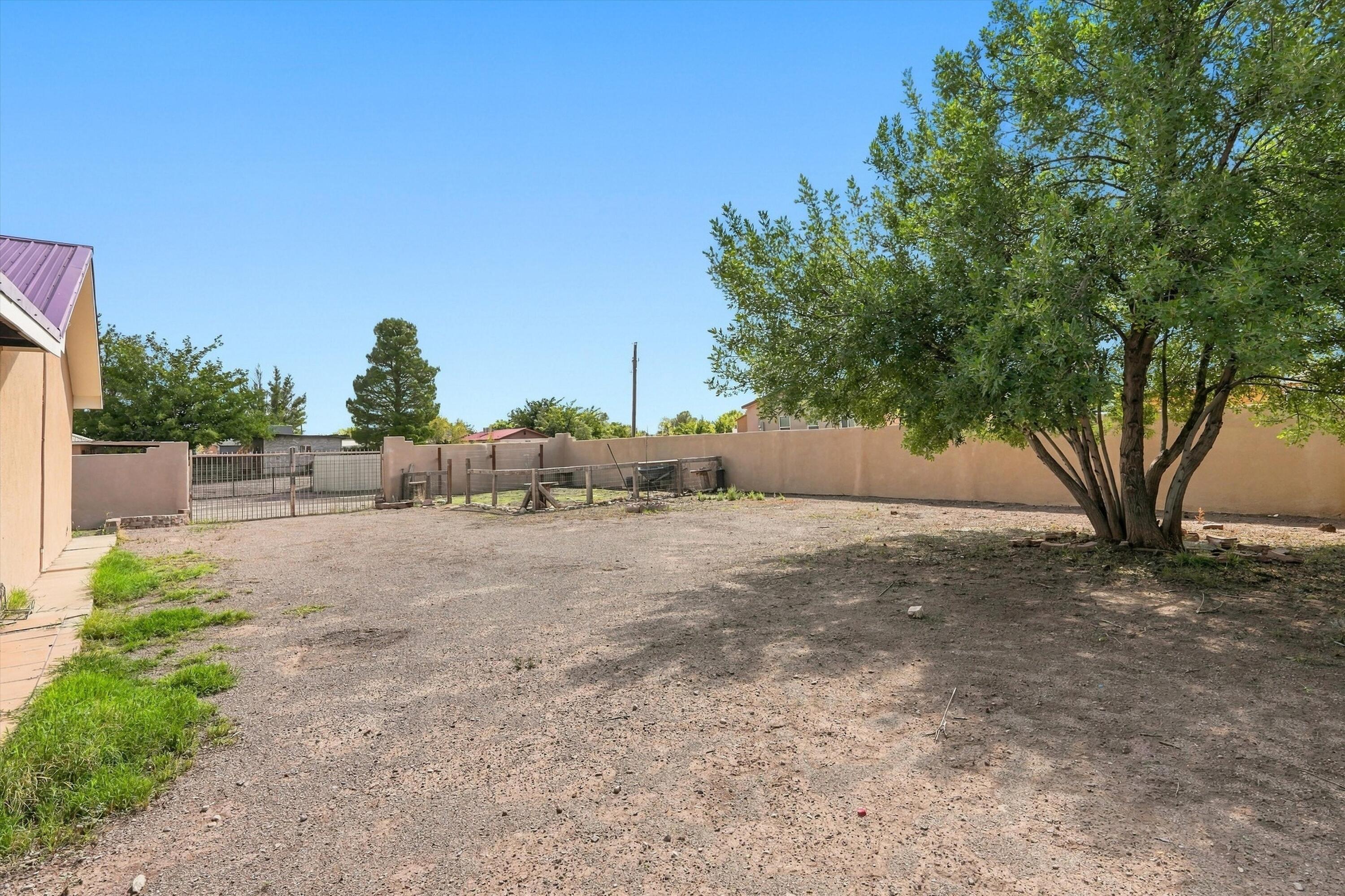 Photo 7 — 800 Sean Avenue