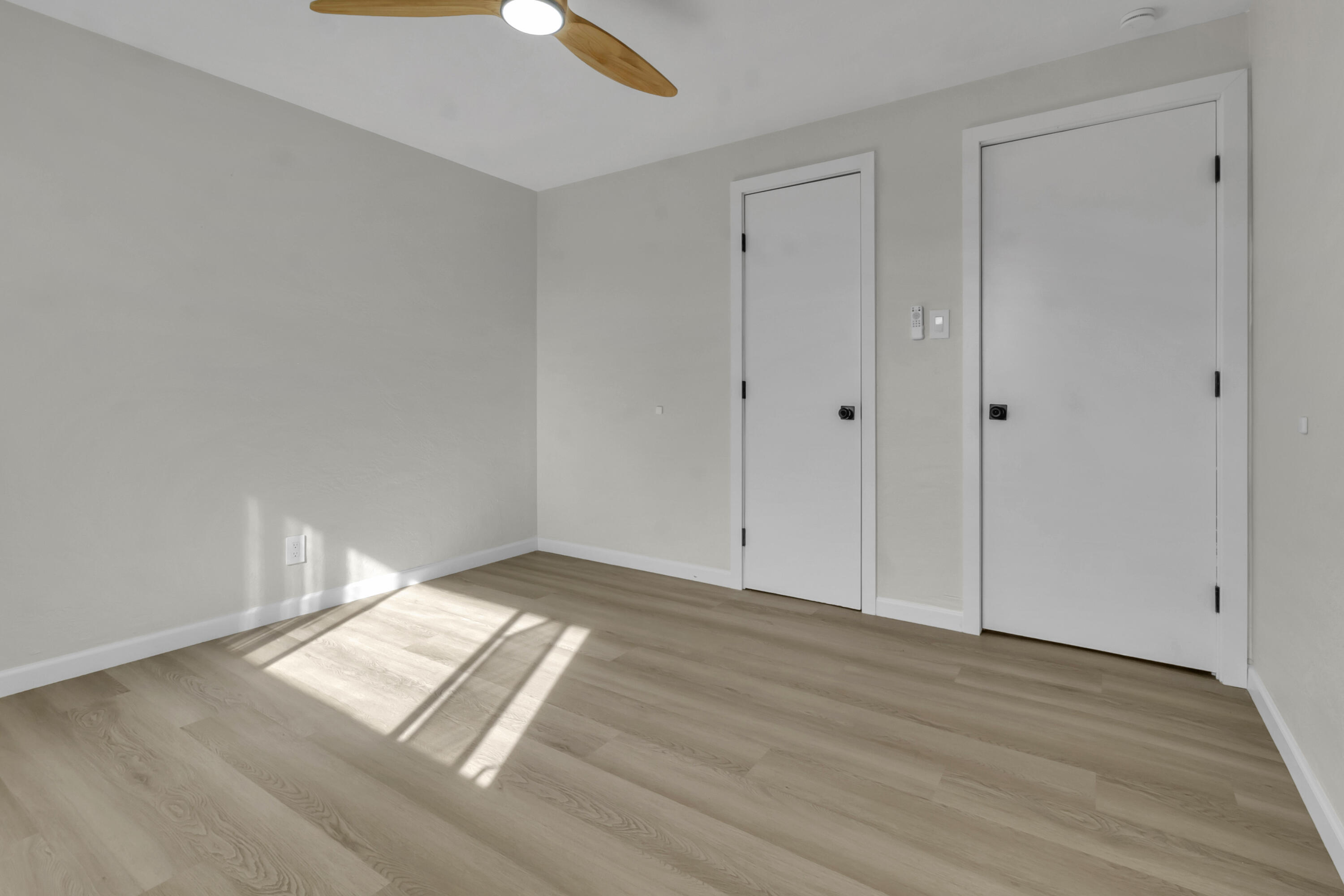 Photo 19 — 2806 Palomas Drive NE