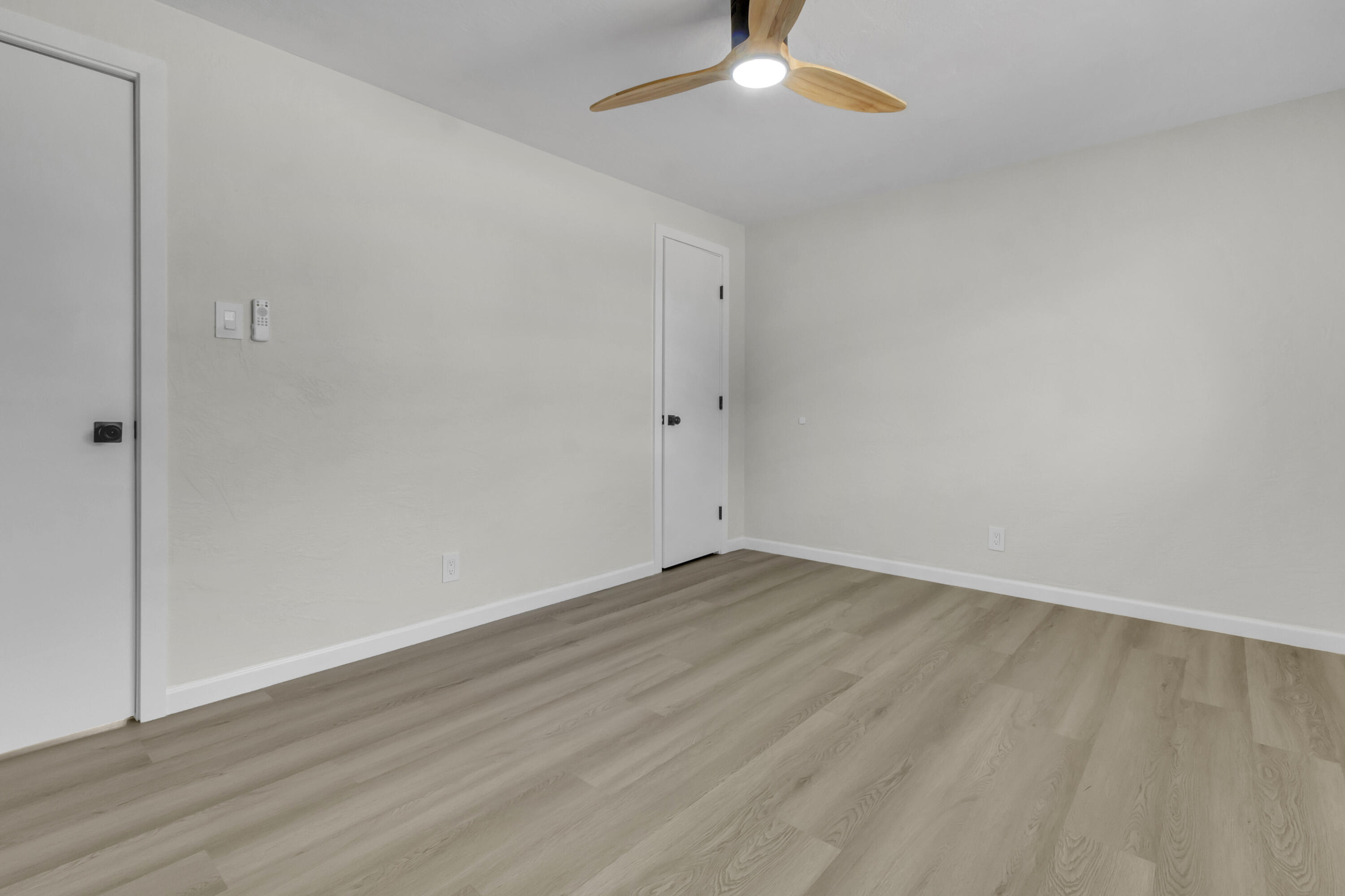 Photo 16 — 2806 Palomas Drive NE